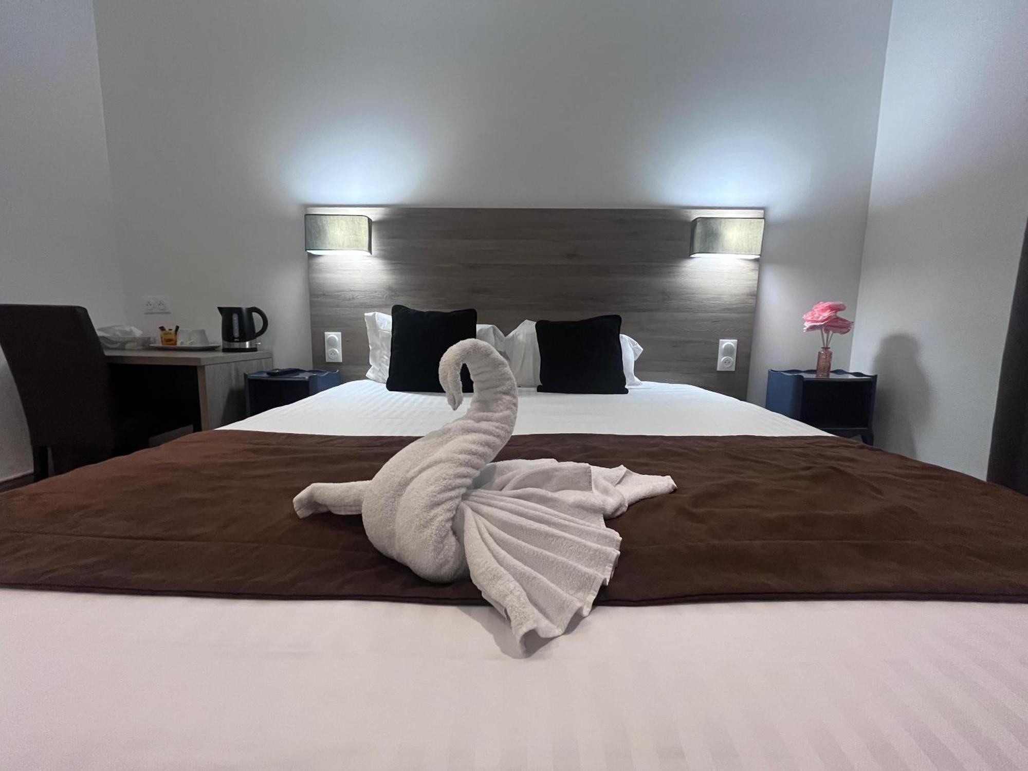 Classic Double Room,1771636784:JPEG