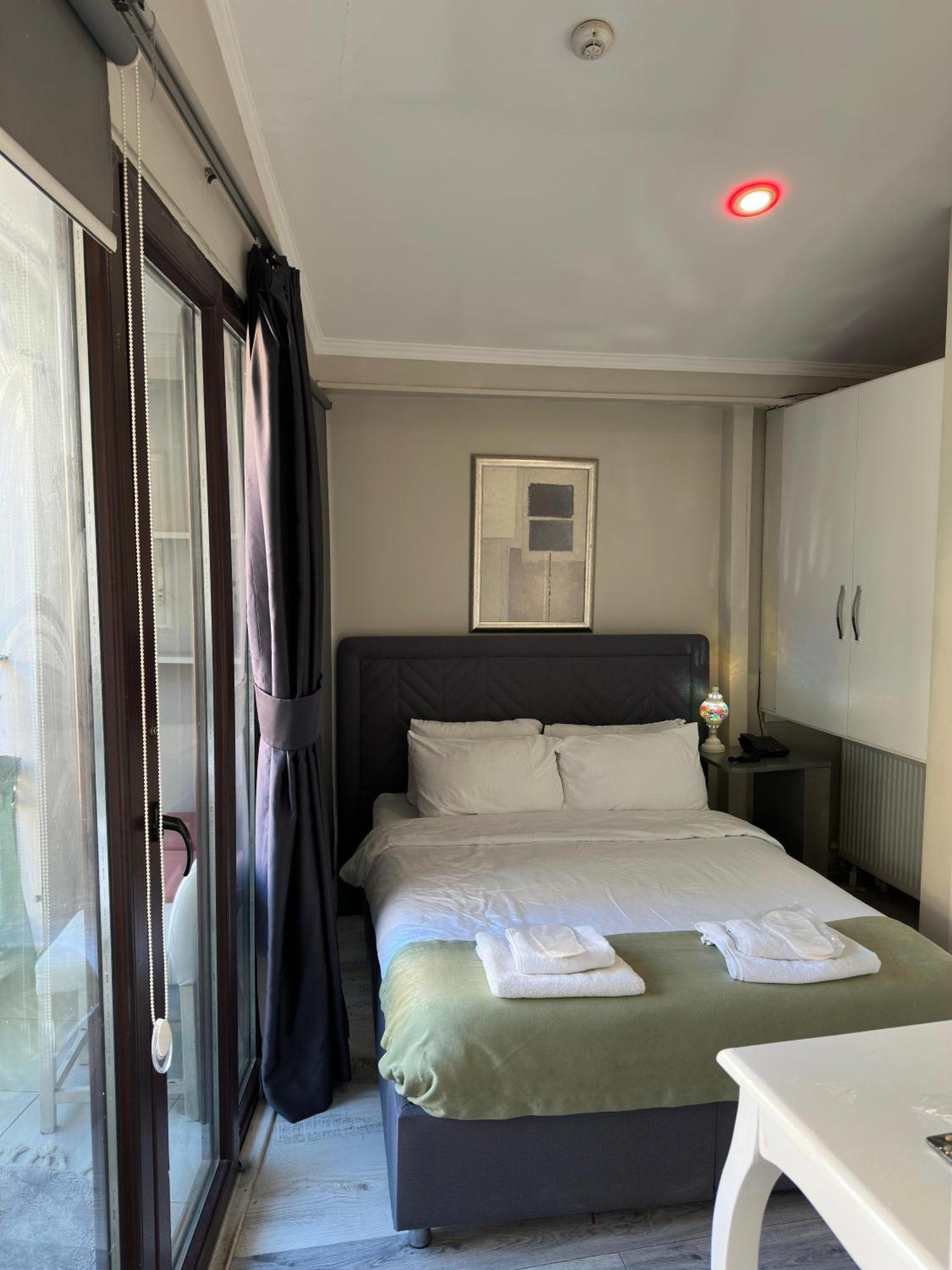 Queen Room Balcony