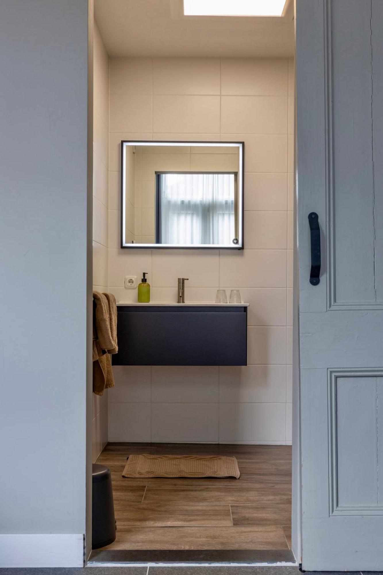 Double Room Private Bathroom