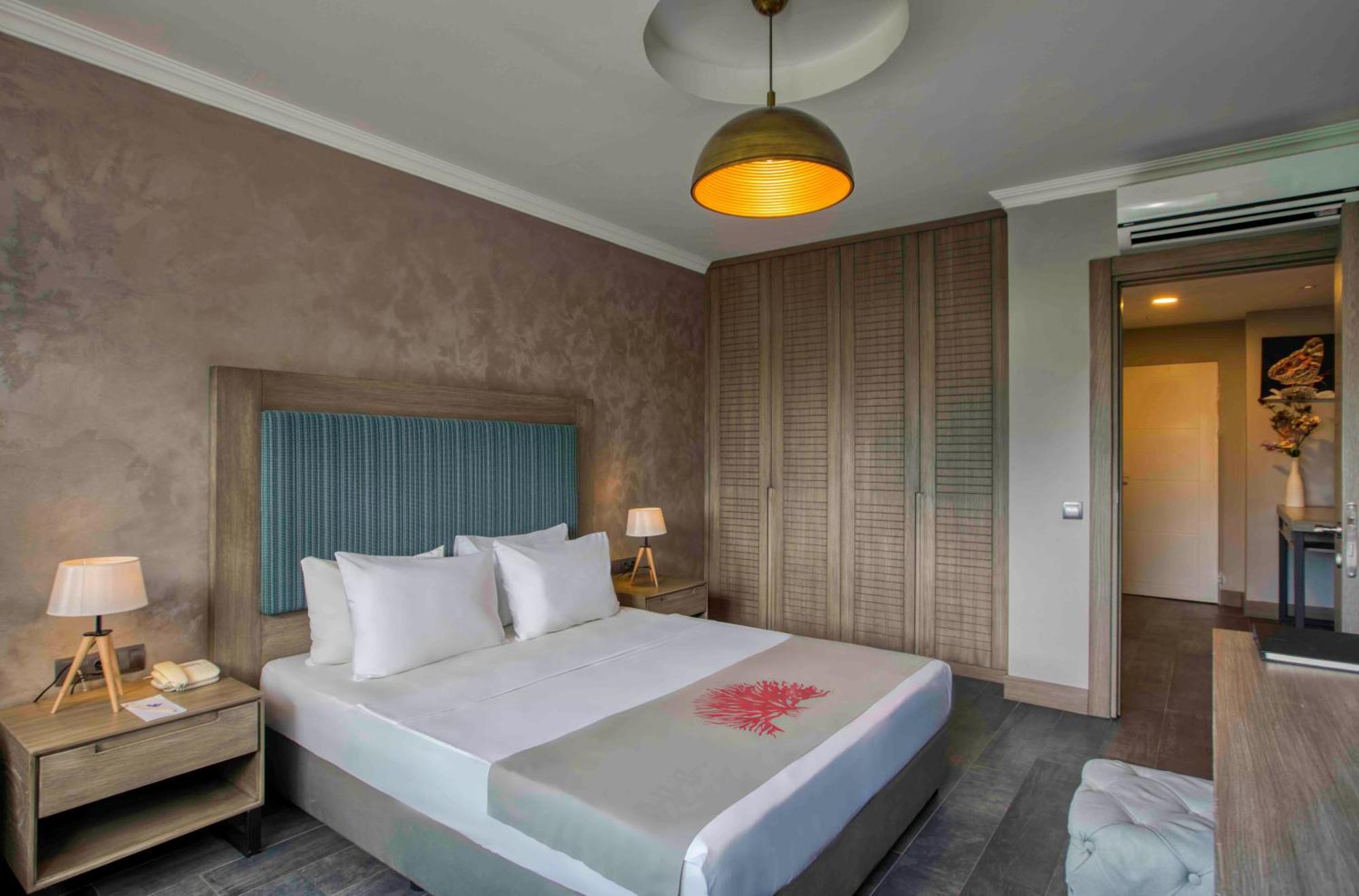 Deluxe Suite Sea View