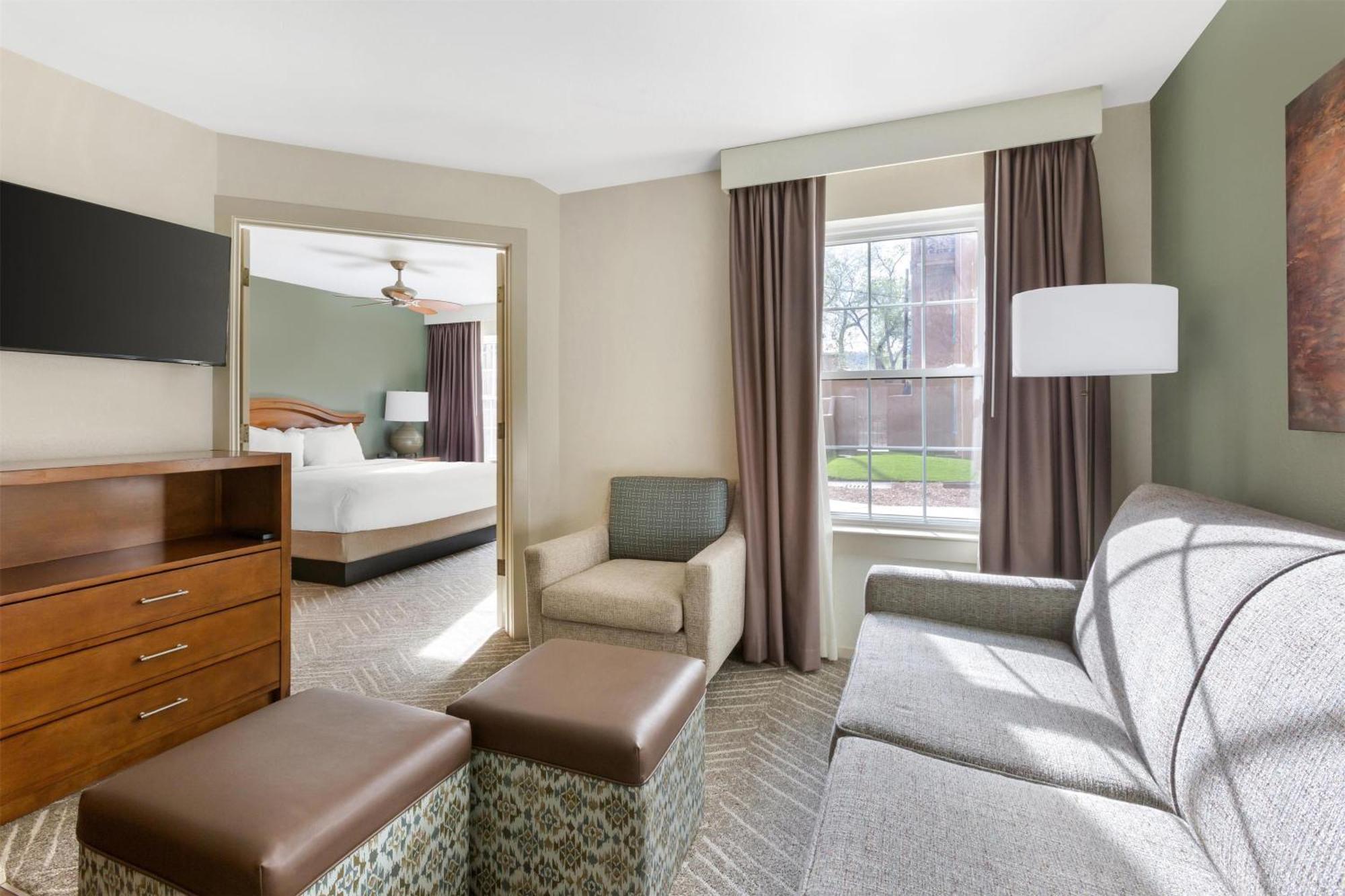One-Bedroom King Suite Roll Shower Hearing Accessible
