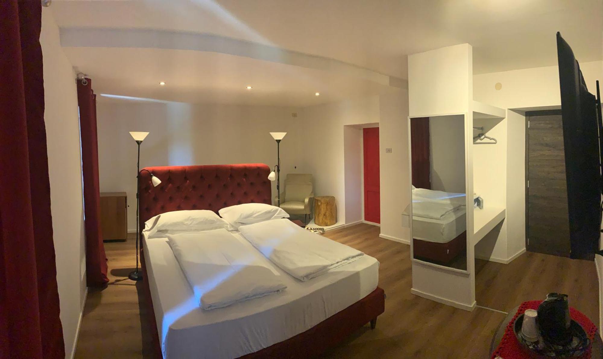 King Room Lake View