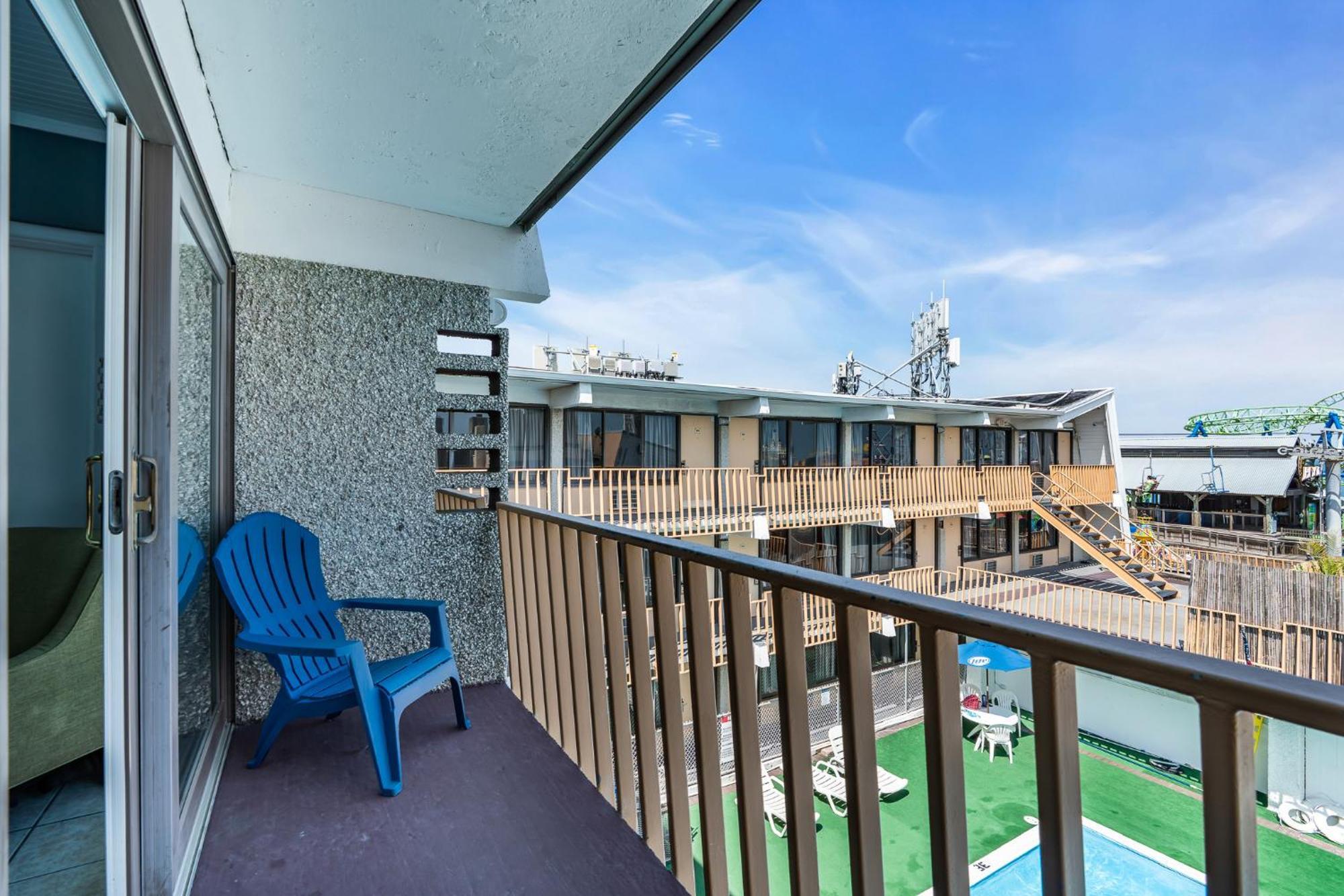 Pool Side Balcony Double Bed