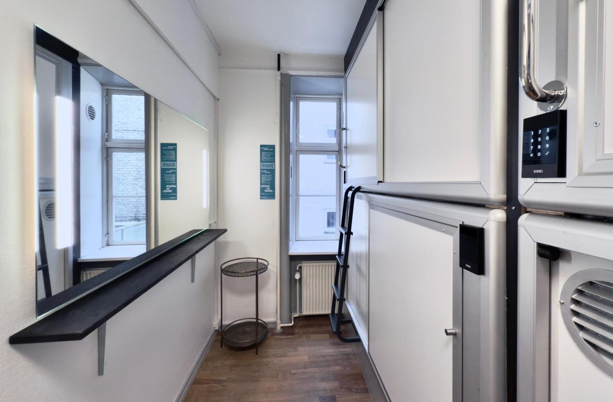 Bed 4-Bed Mixed Dormitory Room