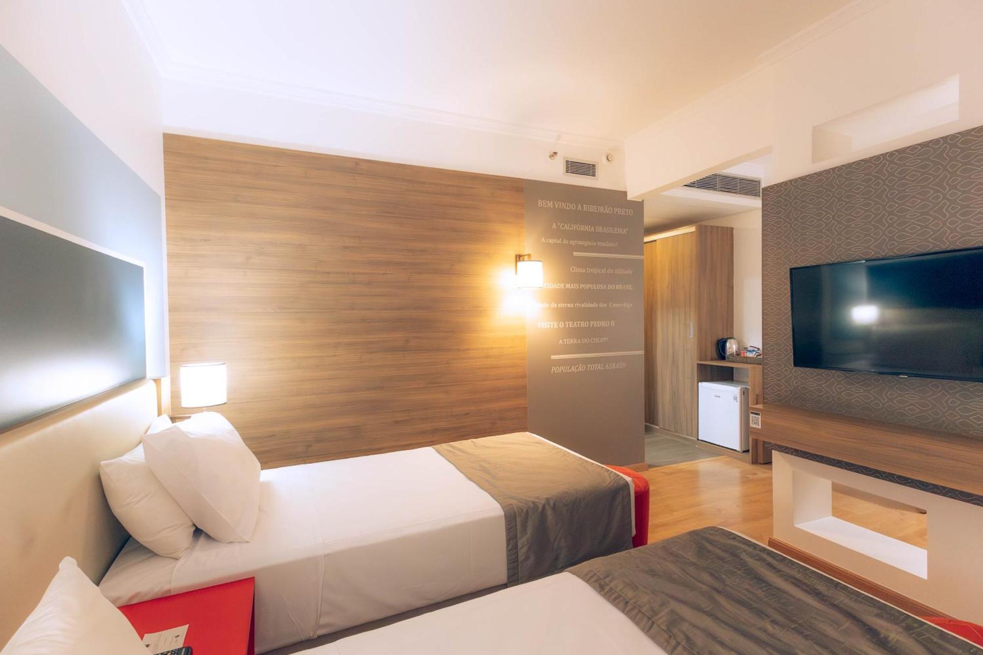 Quarto Superior com 2 Camas de Solteiro
