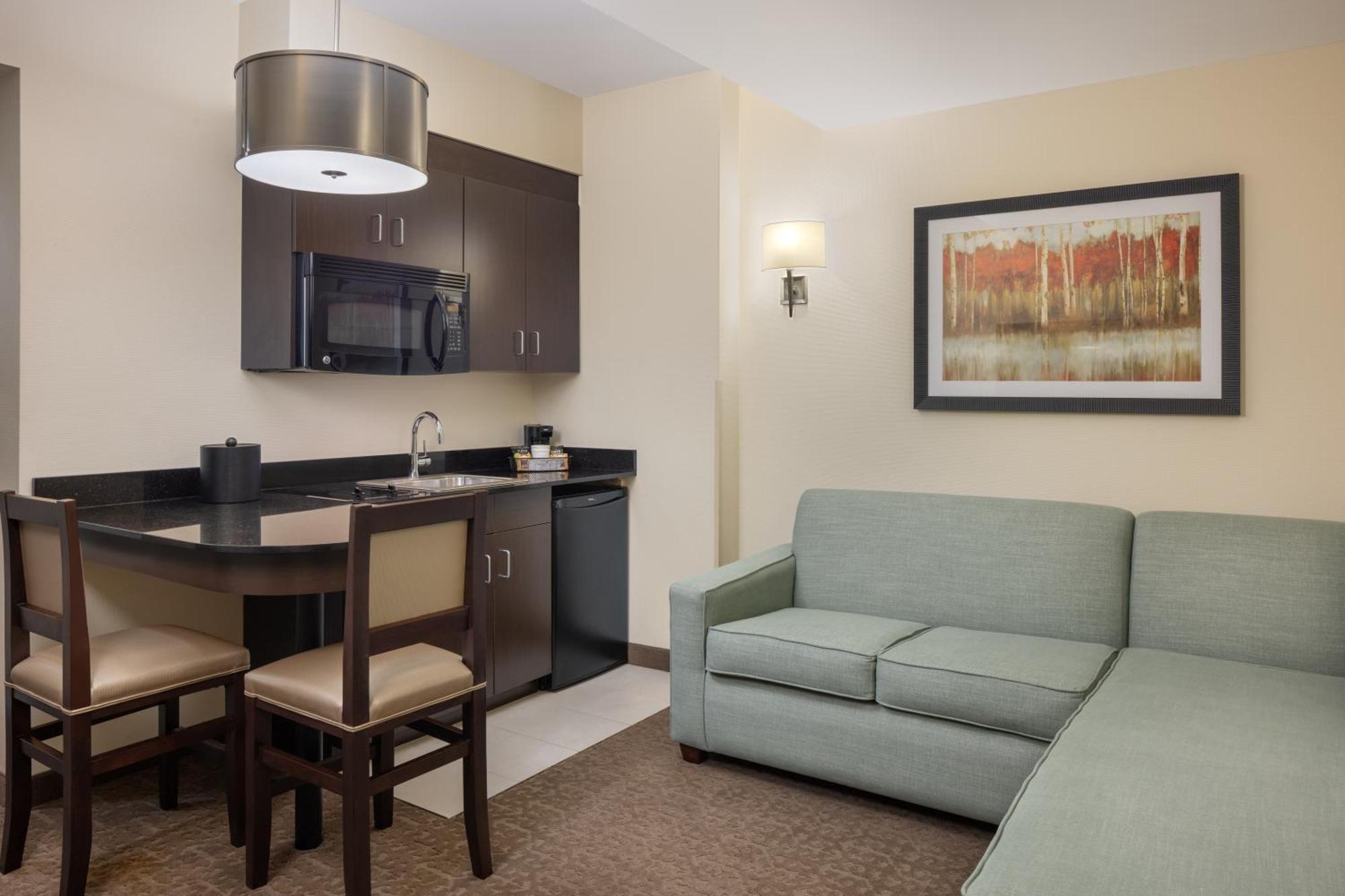 Luxury One-Bedroom Suite Two Queen Beds City View No Resort Fee