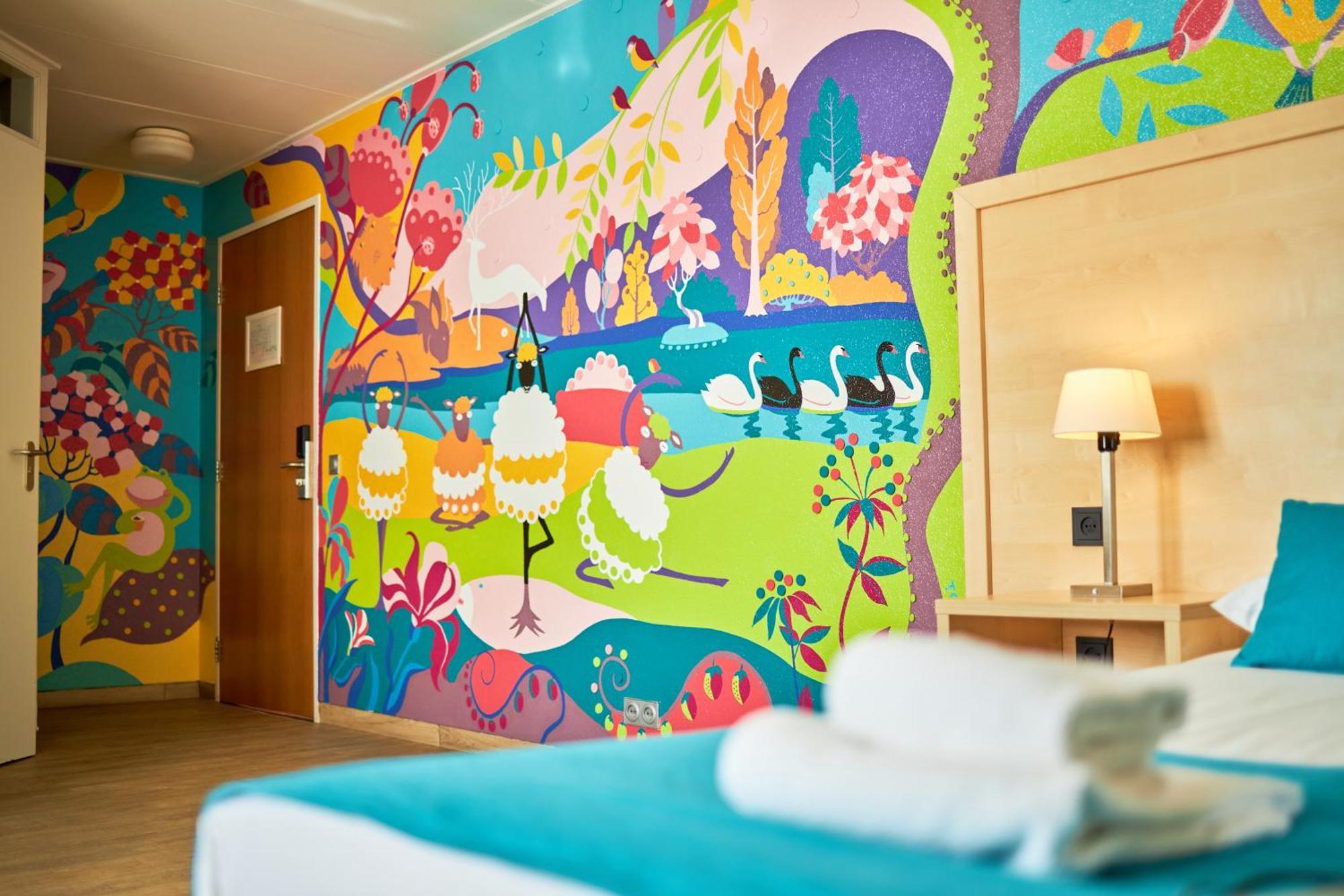 Large Twin Room