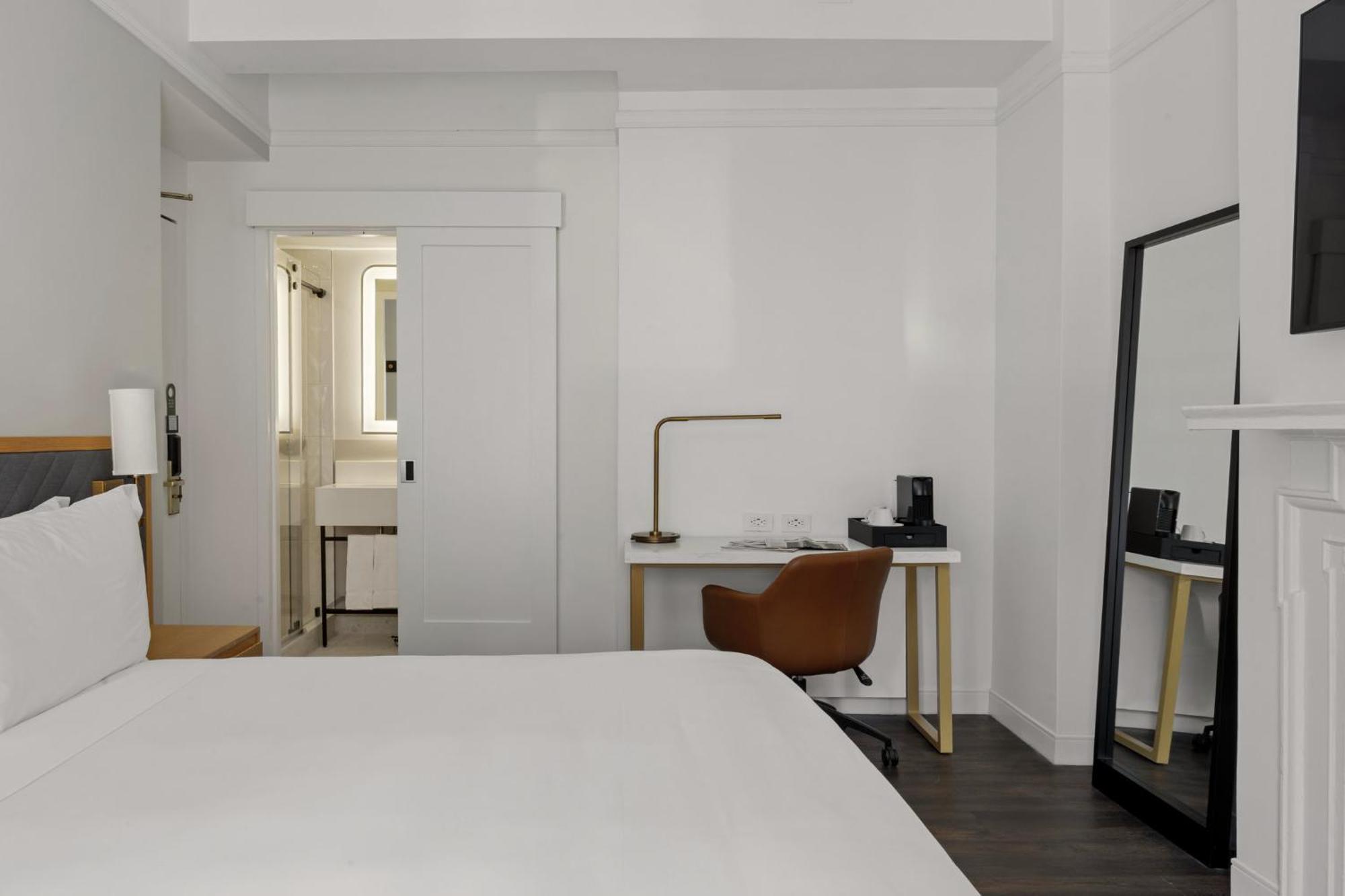Newly Renovated Standard Room King Bed