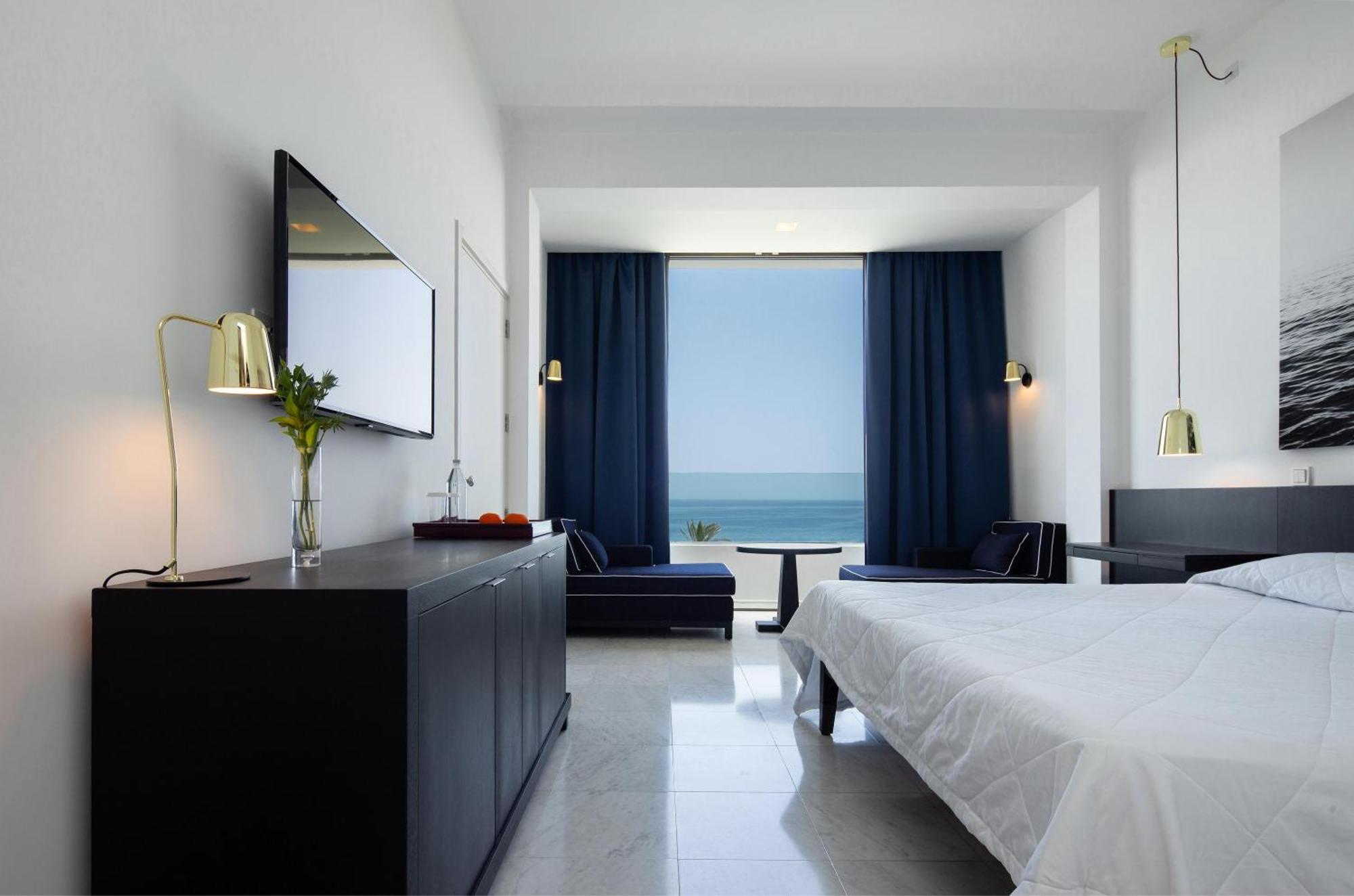 Superior Sea View Room