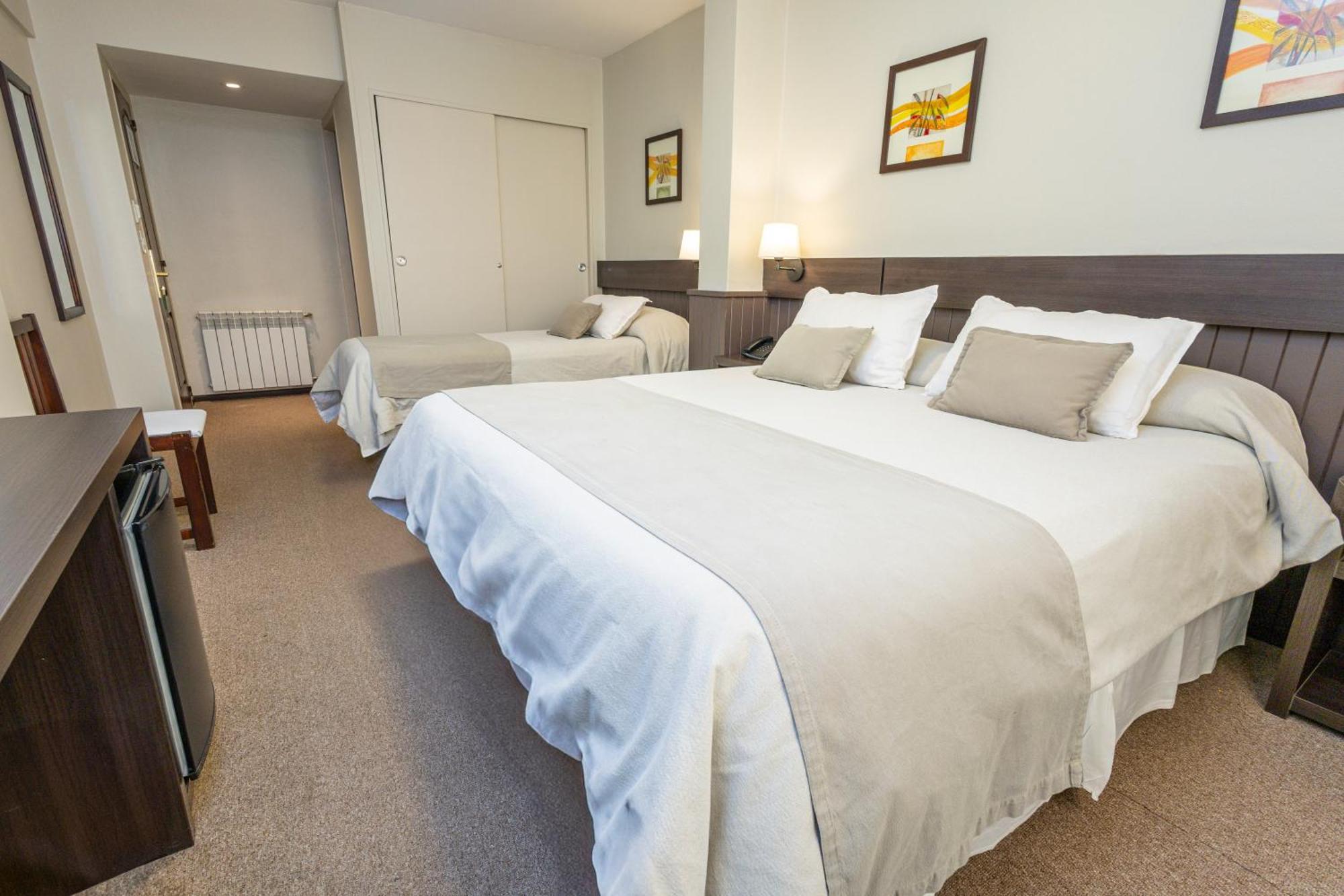 Triple Room,1686429256:JPEG