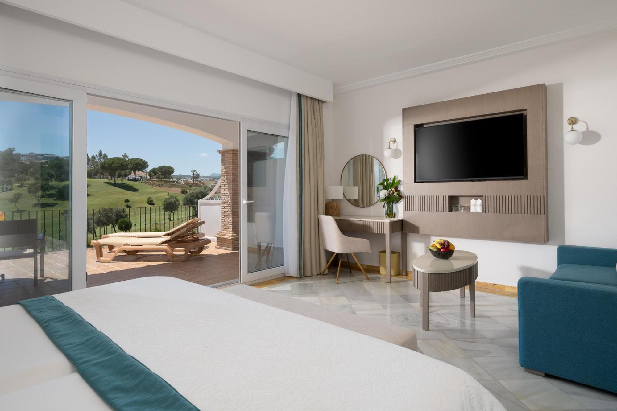 Superior Deluxe Double or Twin Room