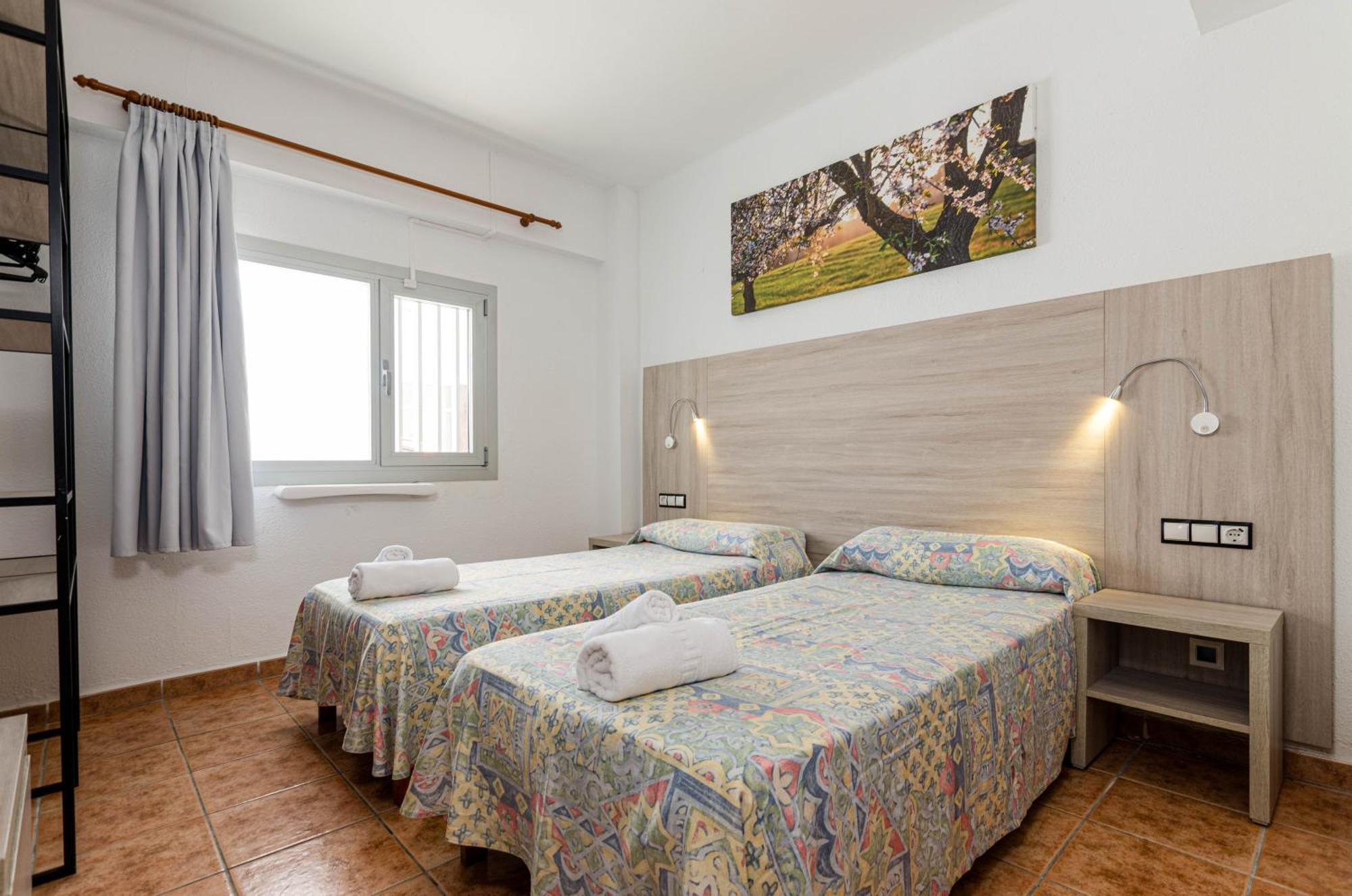 Economy Single Room
