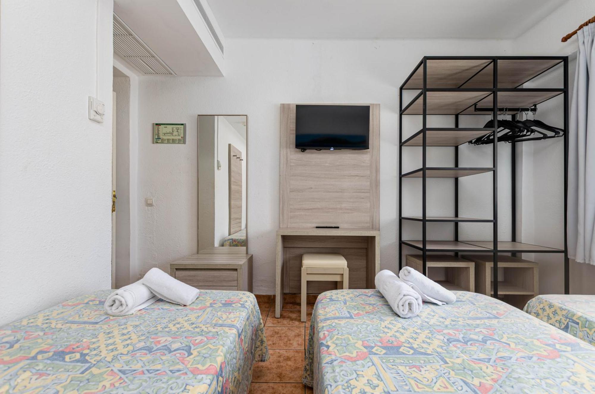 Economy Single Room