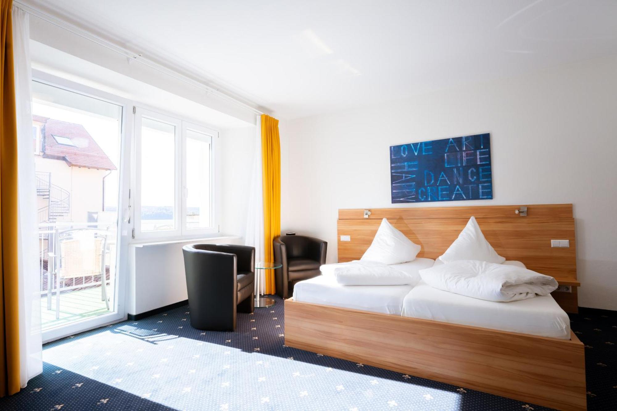 Double Room Balcony Partial Lake View