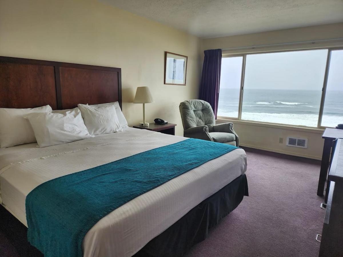 King Studio Oceanfront
