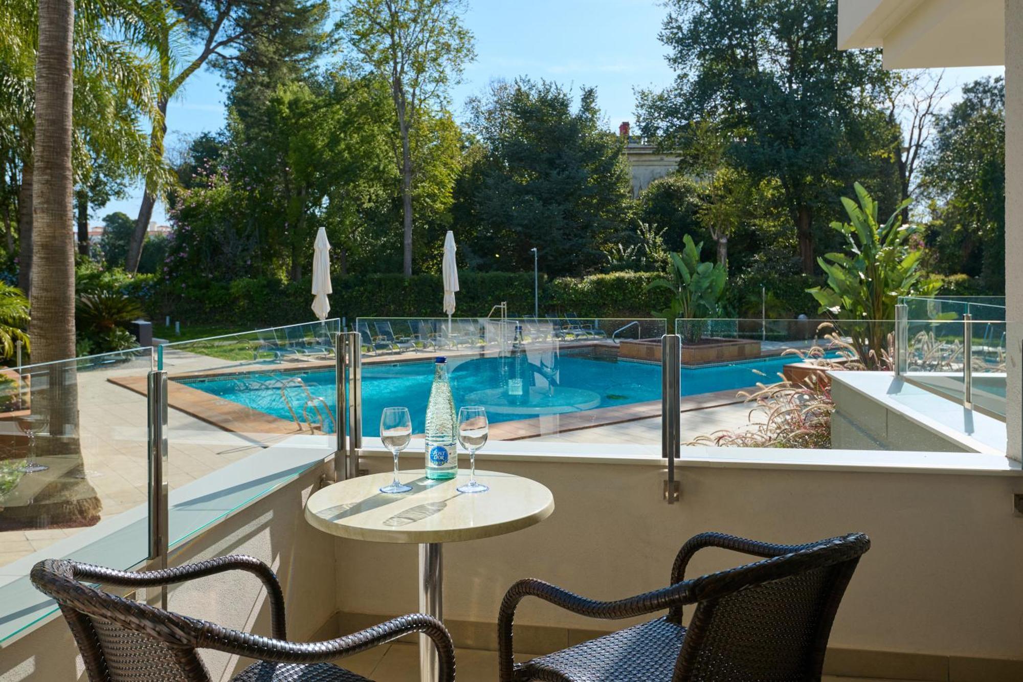 Single Room Pool View
