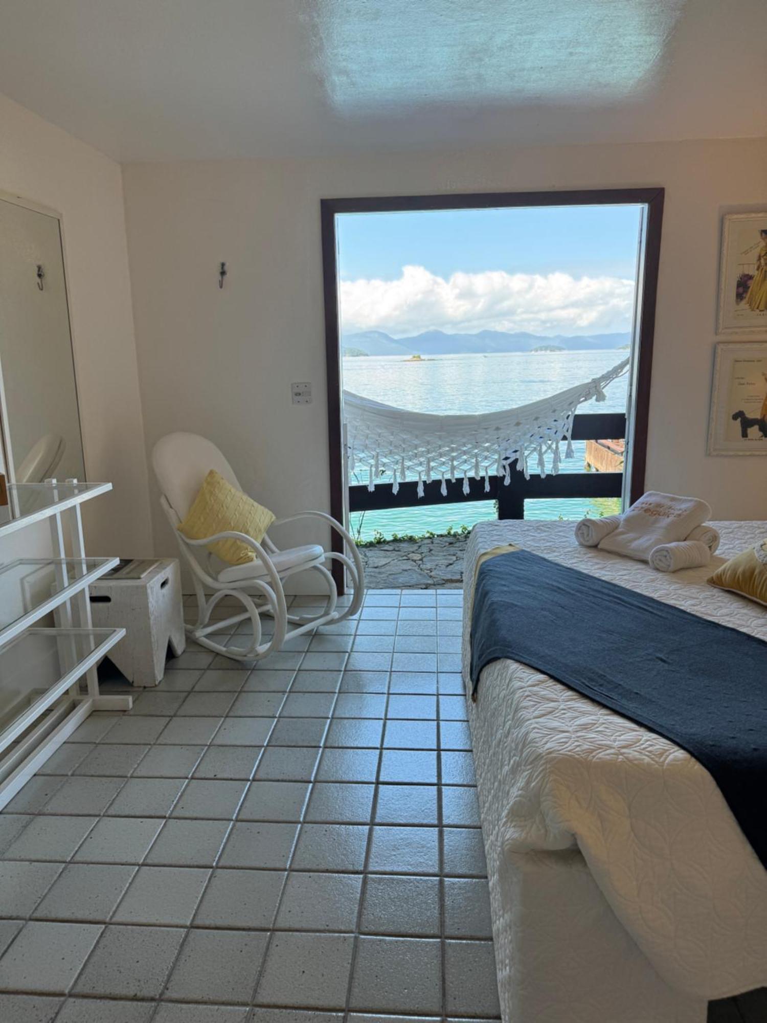Standard Triple Room Sea View