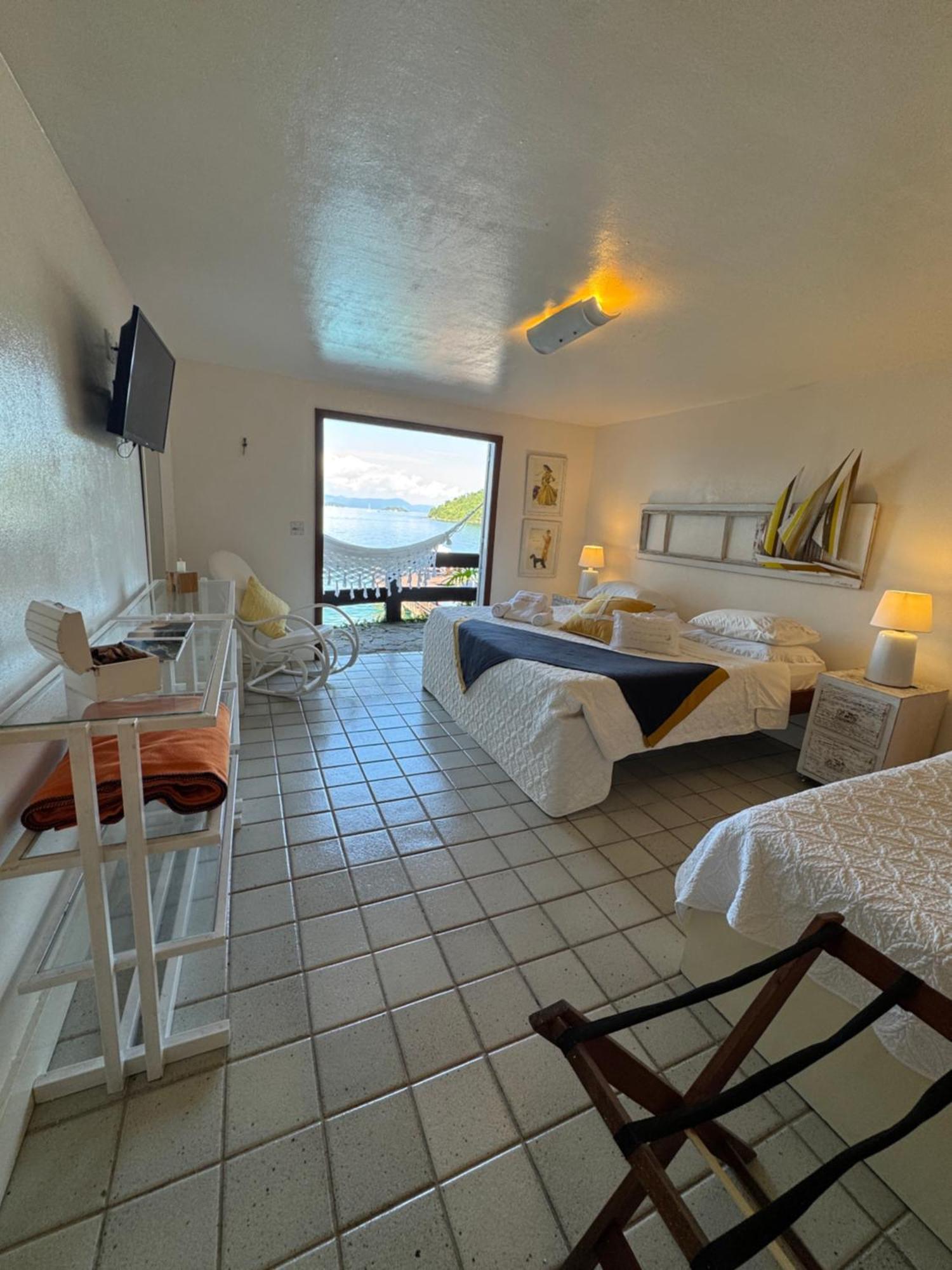 Standard Triple Room Sea View