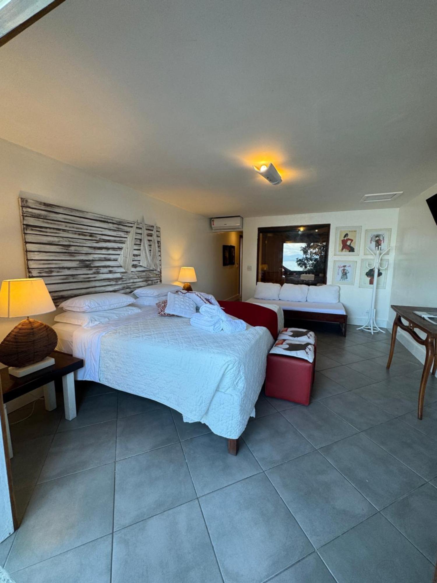 Double Room Master Hot Tub