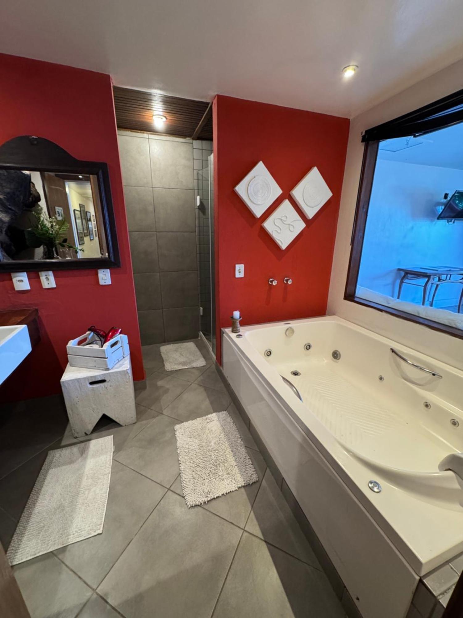 Double Room Master Hot Tub