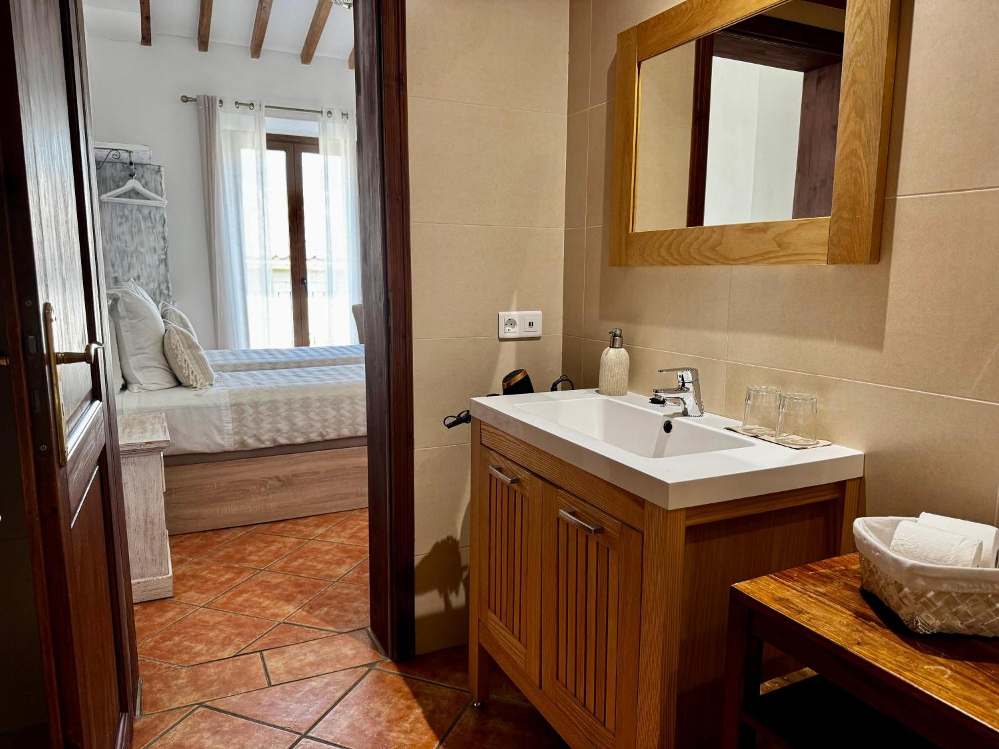 Double or Twin Room Mountain View