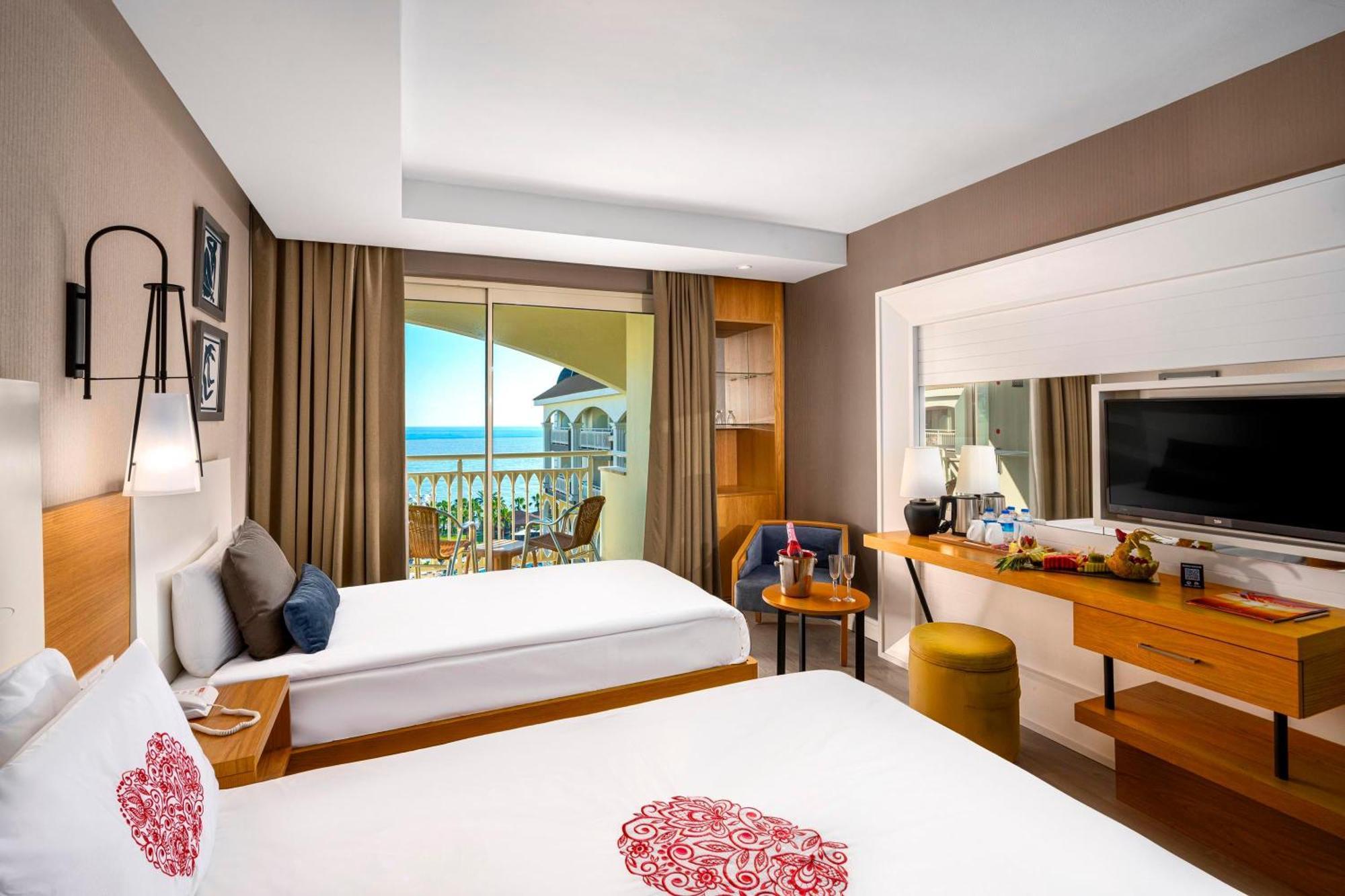 Honeymoon Room