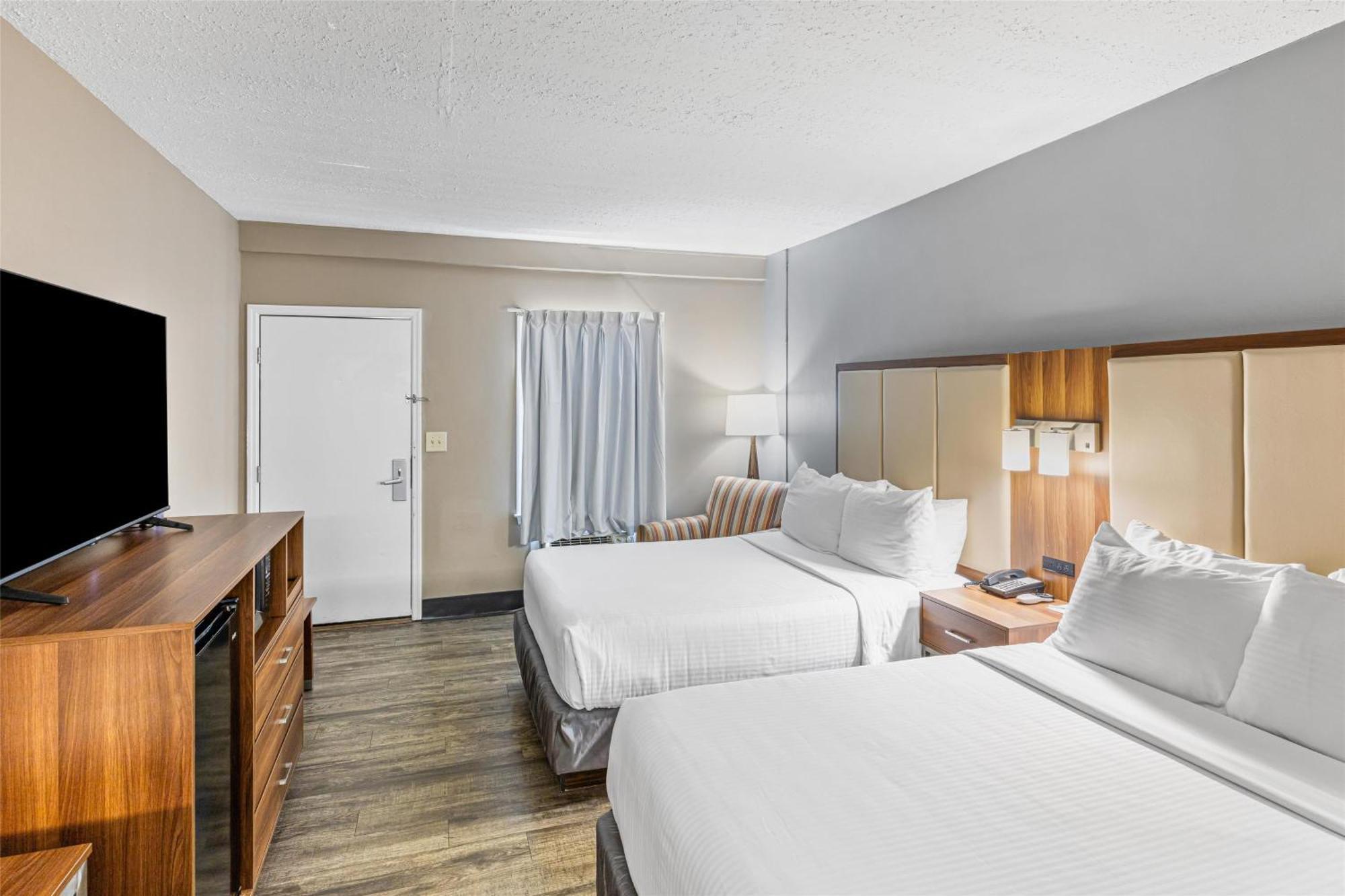 Double Room Two Double Beds Non-Smoking