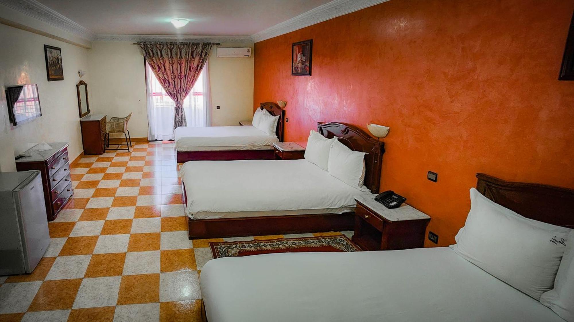 Triple Room