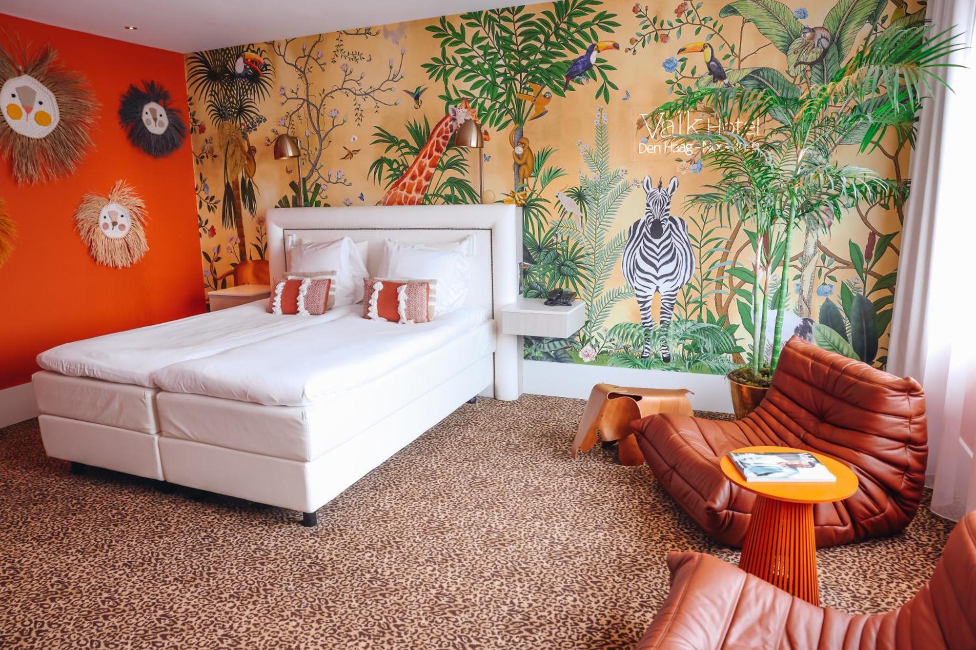 Family Room,1688808744:JPEG