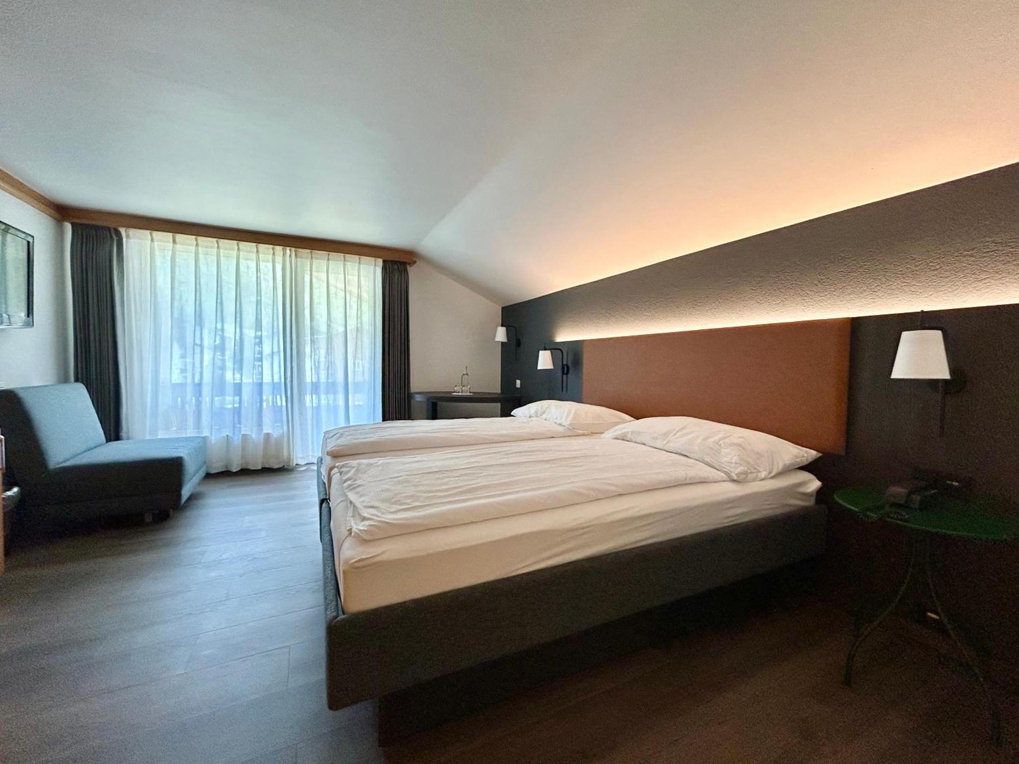 Comfort Double Room Balcony Mountain View