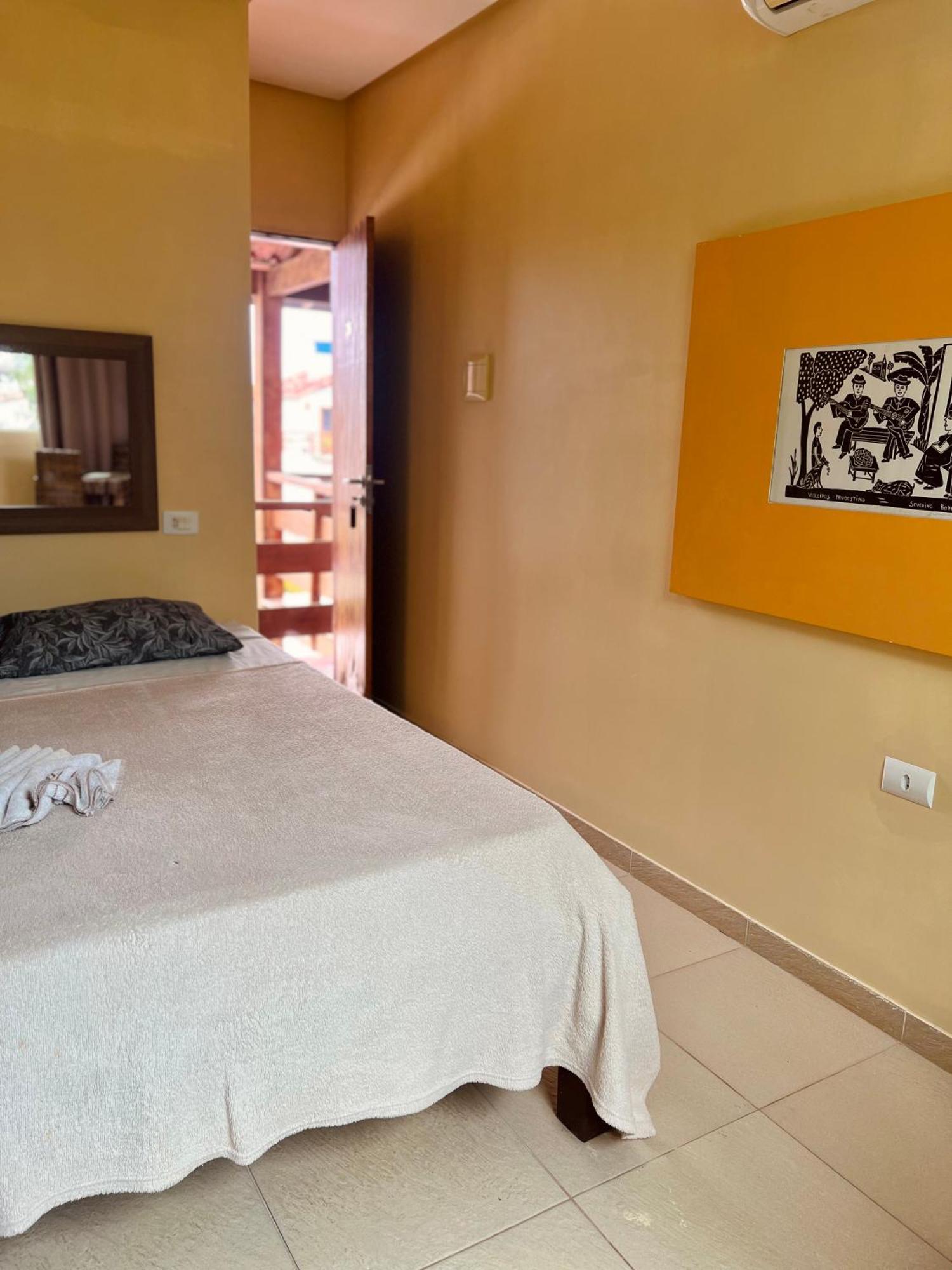 Deluxe Queen Suite