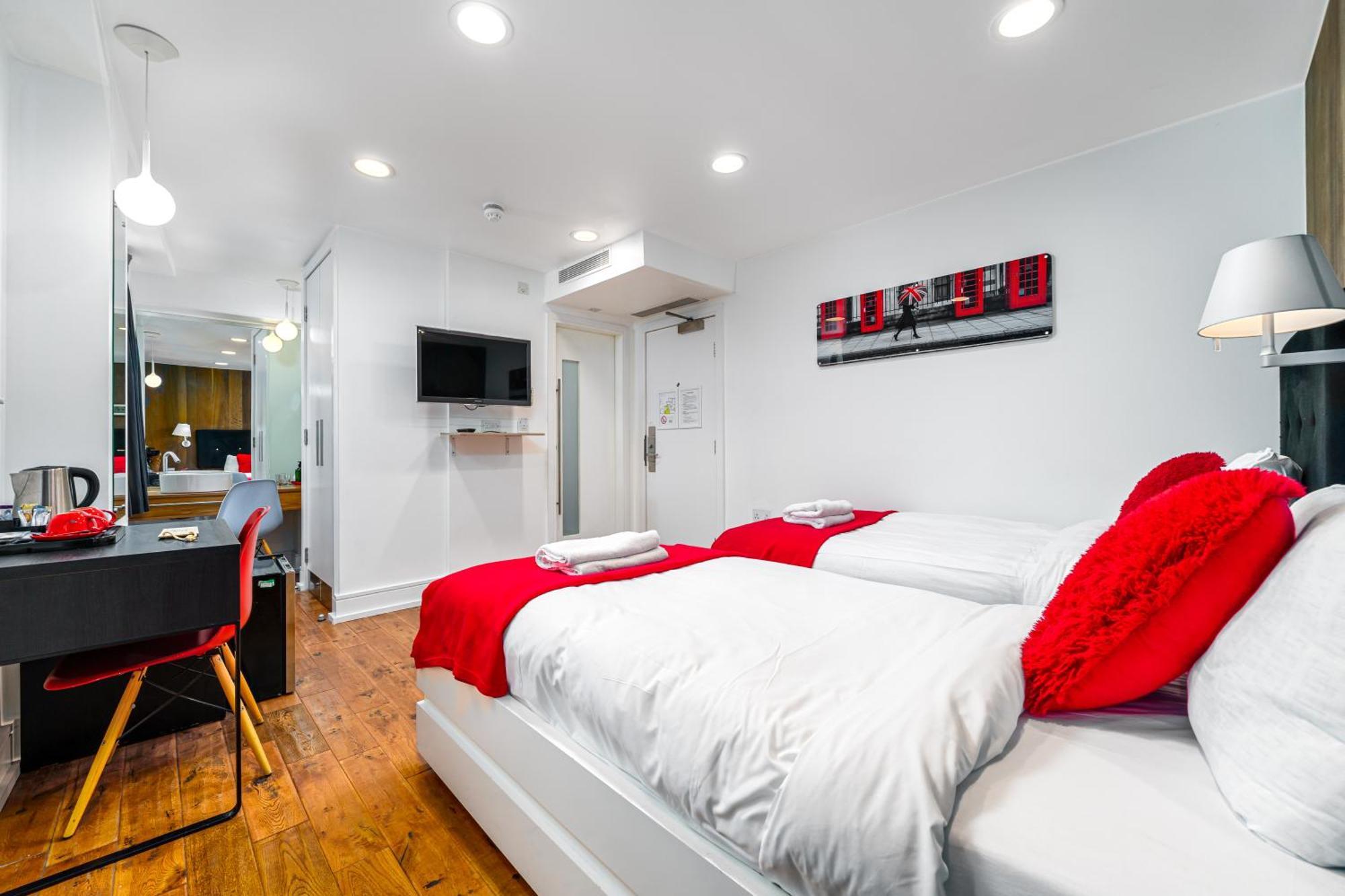 Deluxe Twin Room