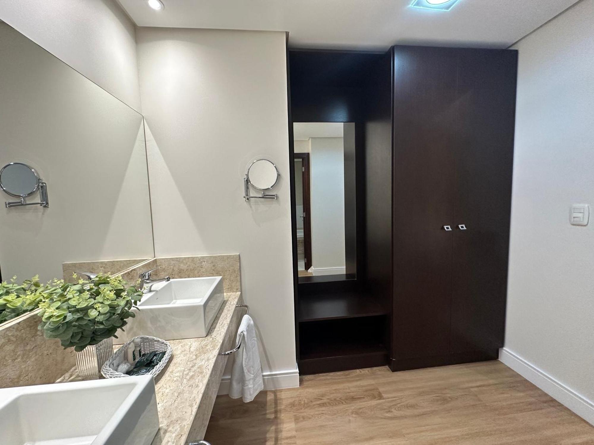 Suite Spa Bath