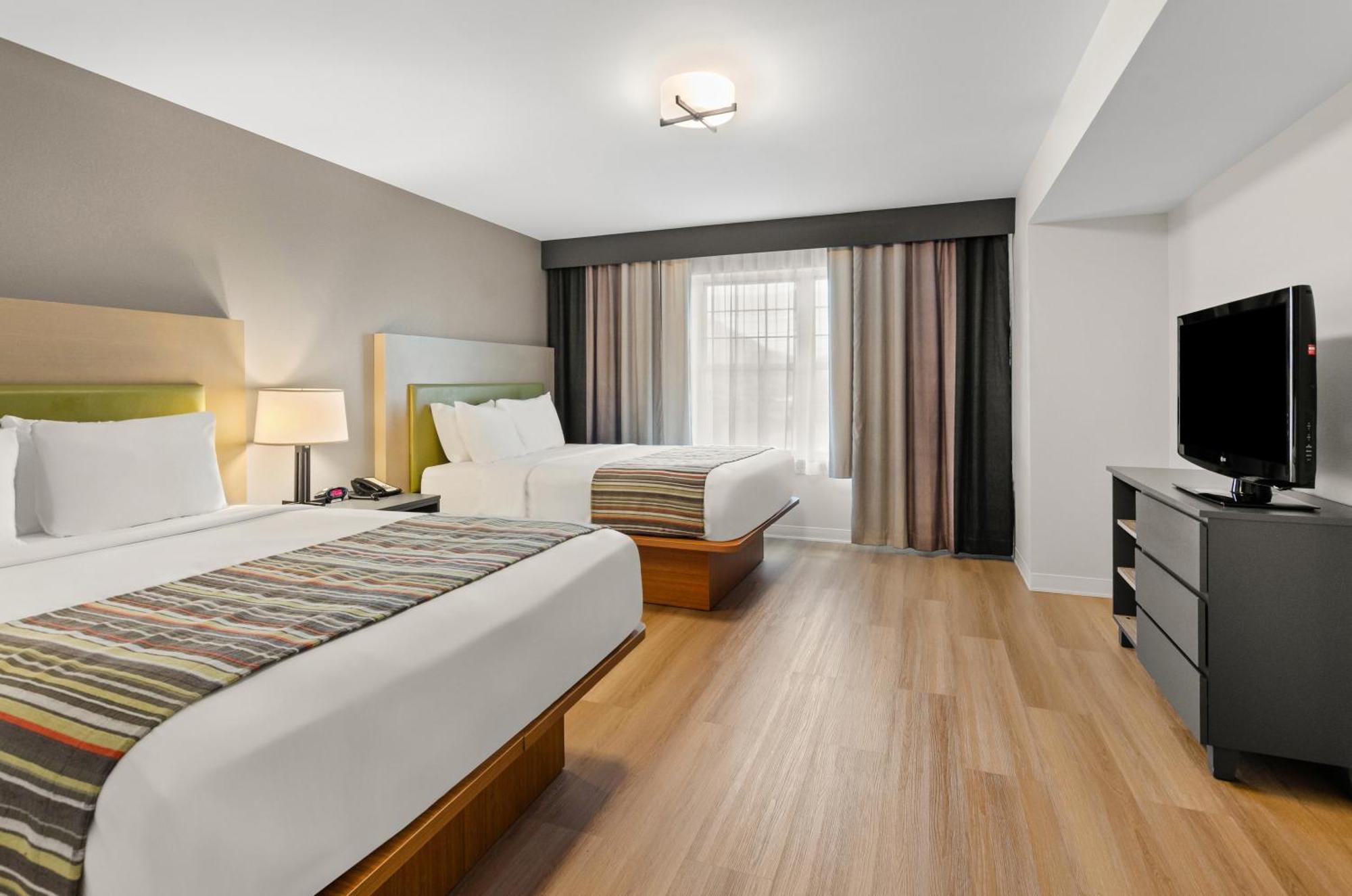 Studio Suite Two Queen Beds