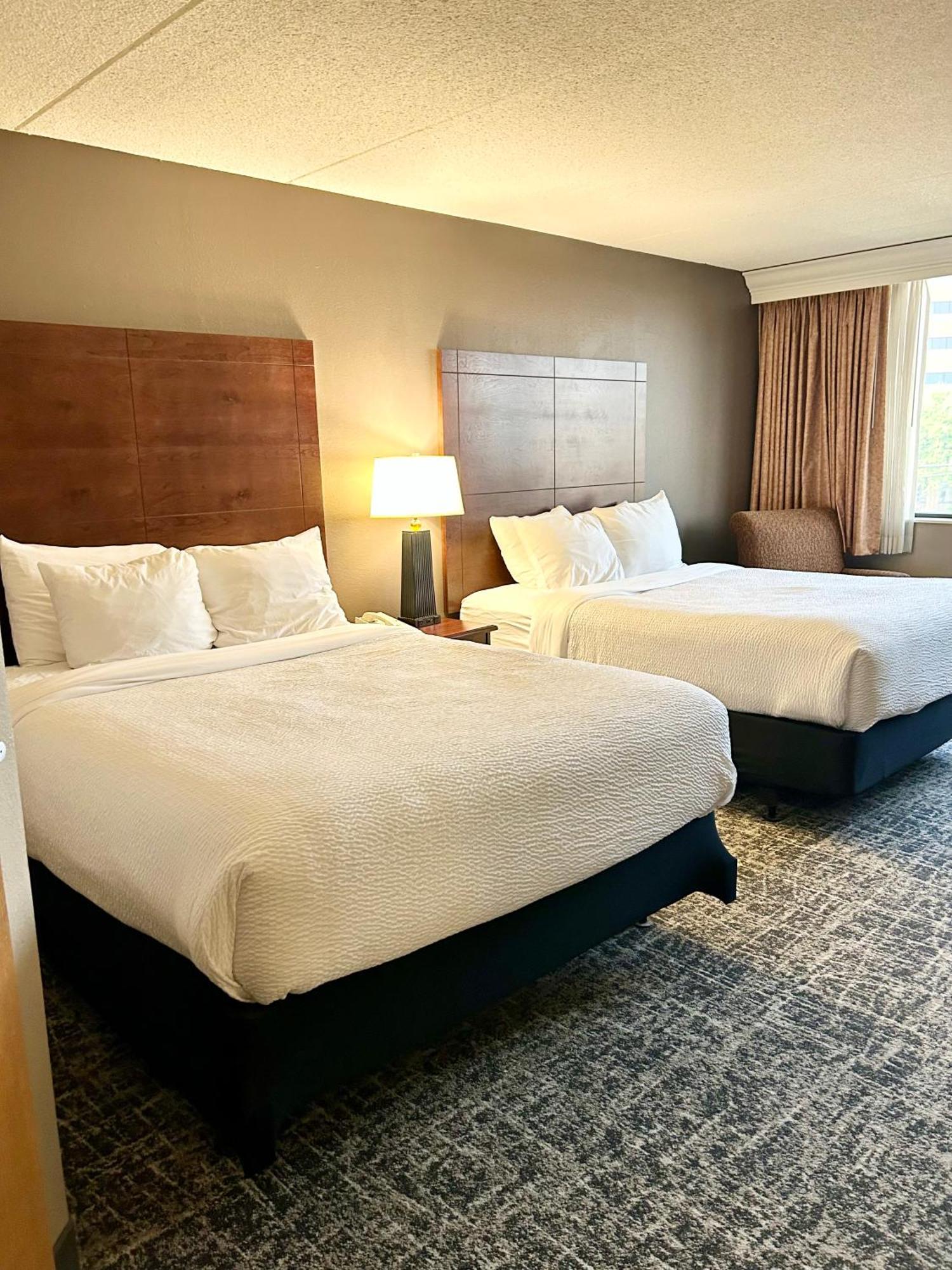 Deluxe Queen Room Two Queen Beds Non-Smoking