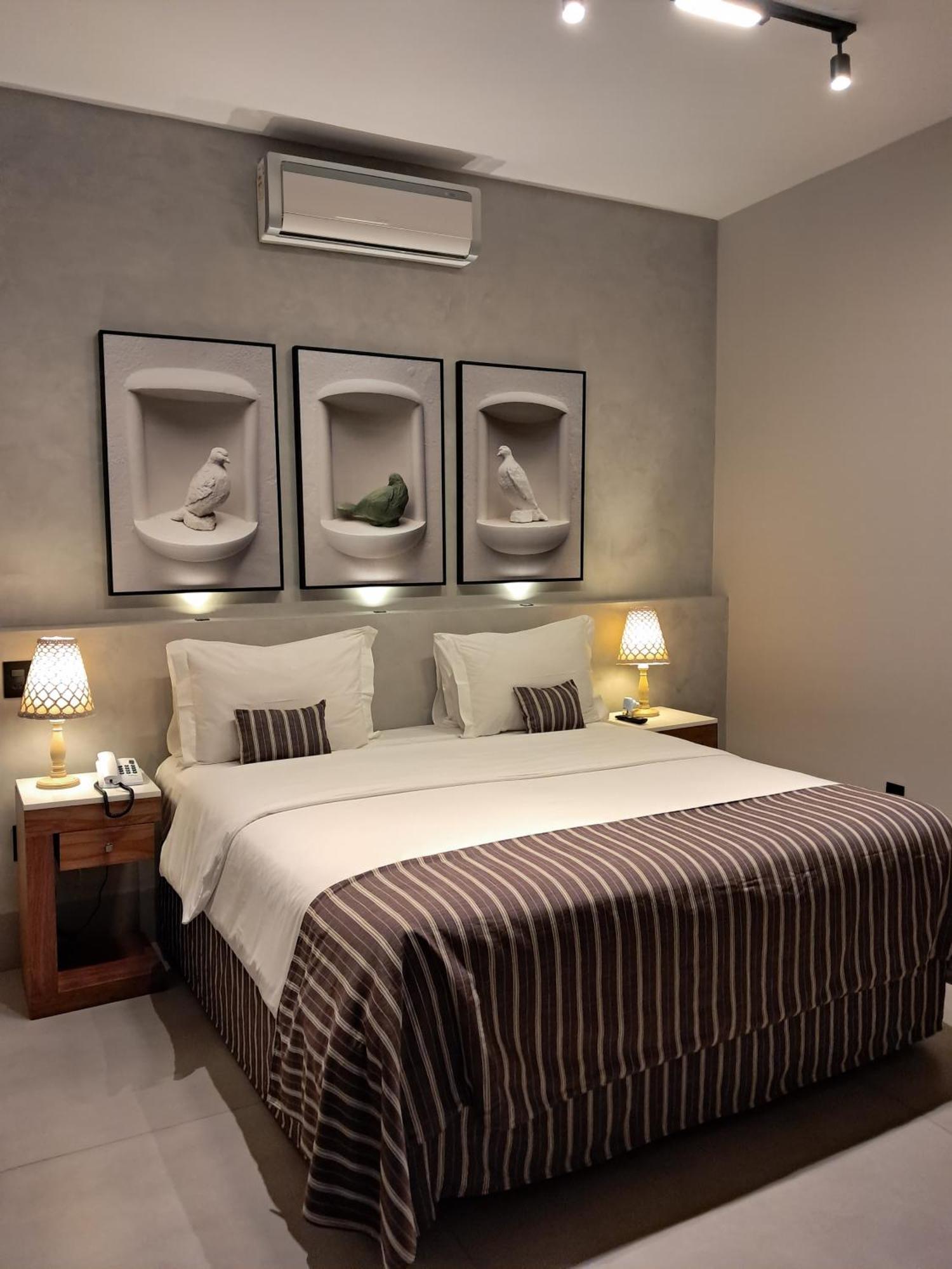 Quarto Luxo Superior Duplo com Banheira