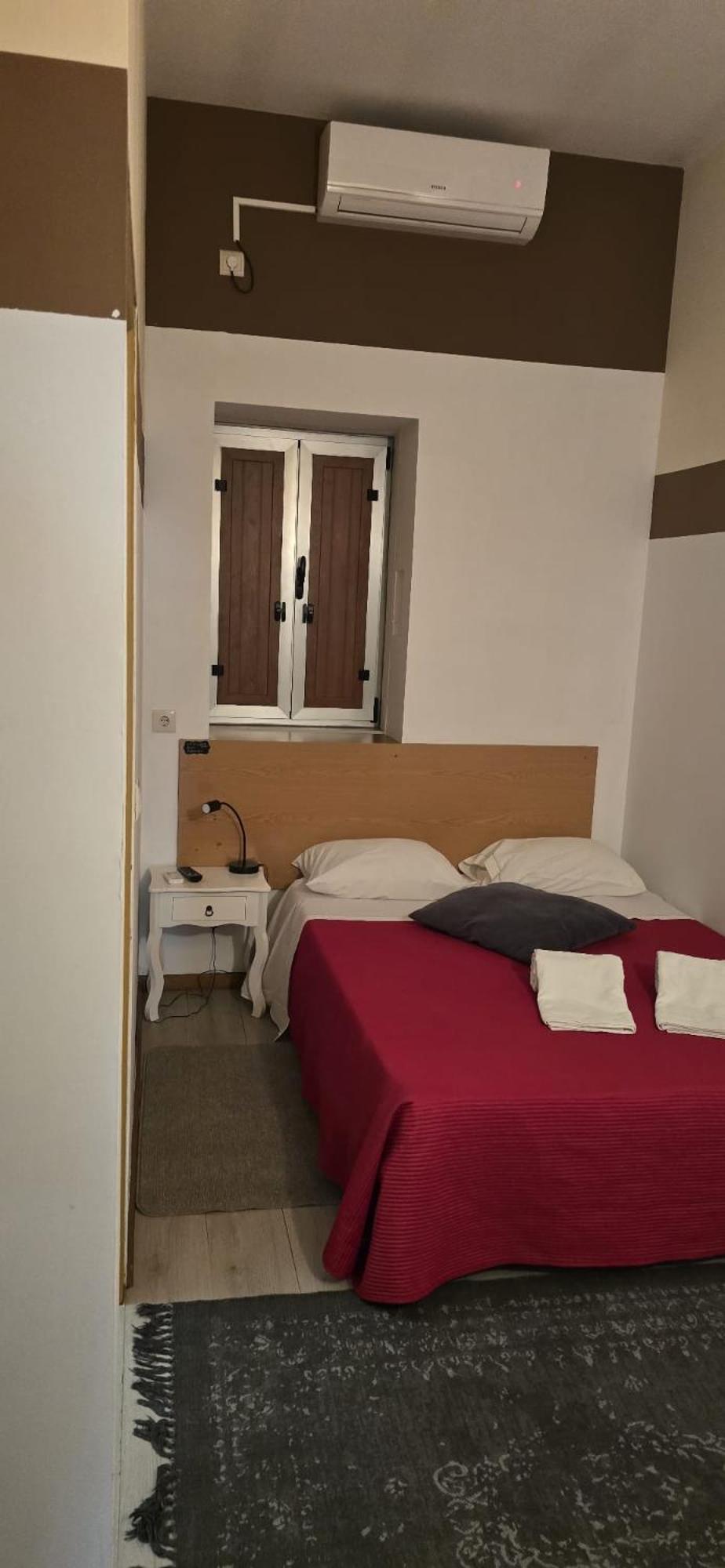 Double Room Private Bathroom