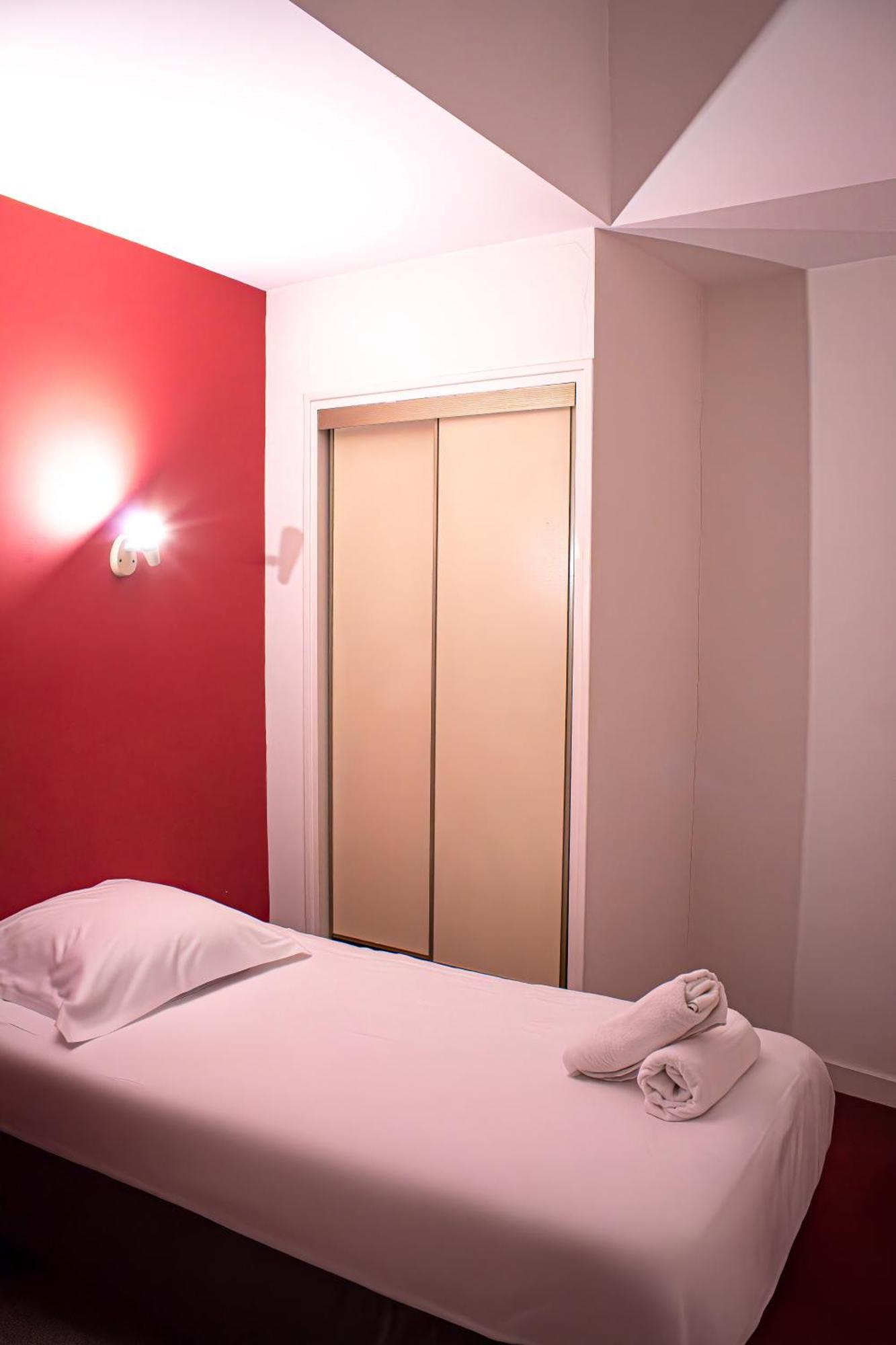 Classic Single Room
