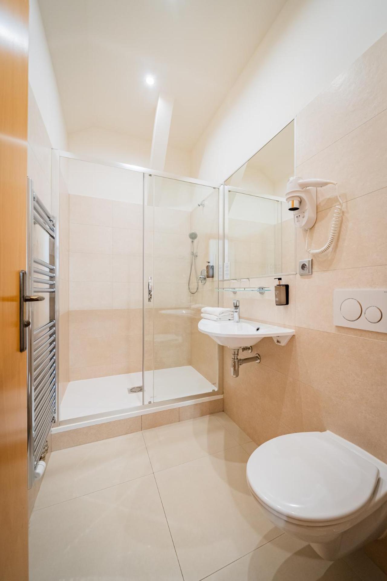 Standard Double or Twin Room without view