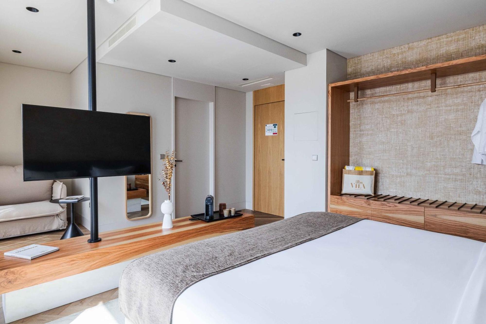 Standard Suite