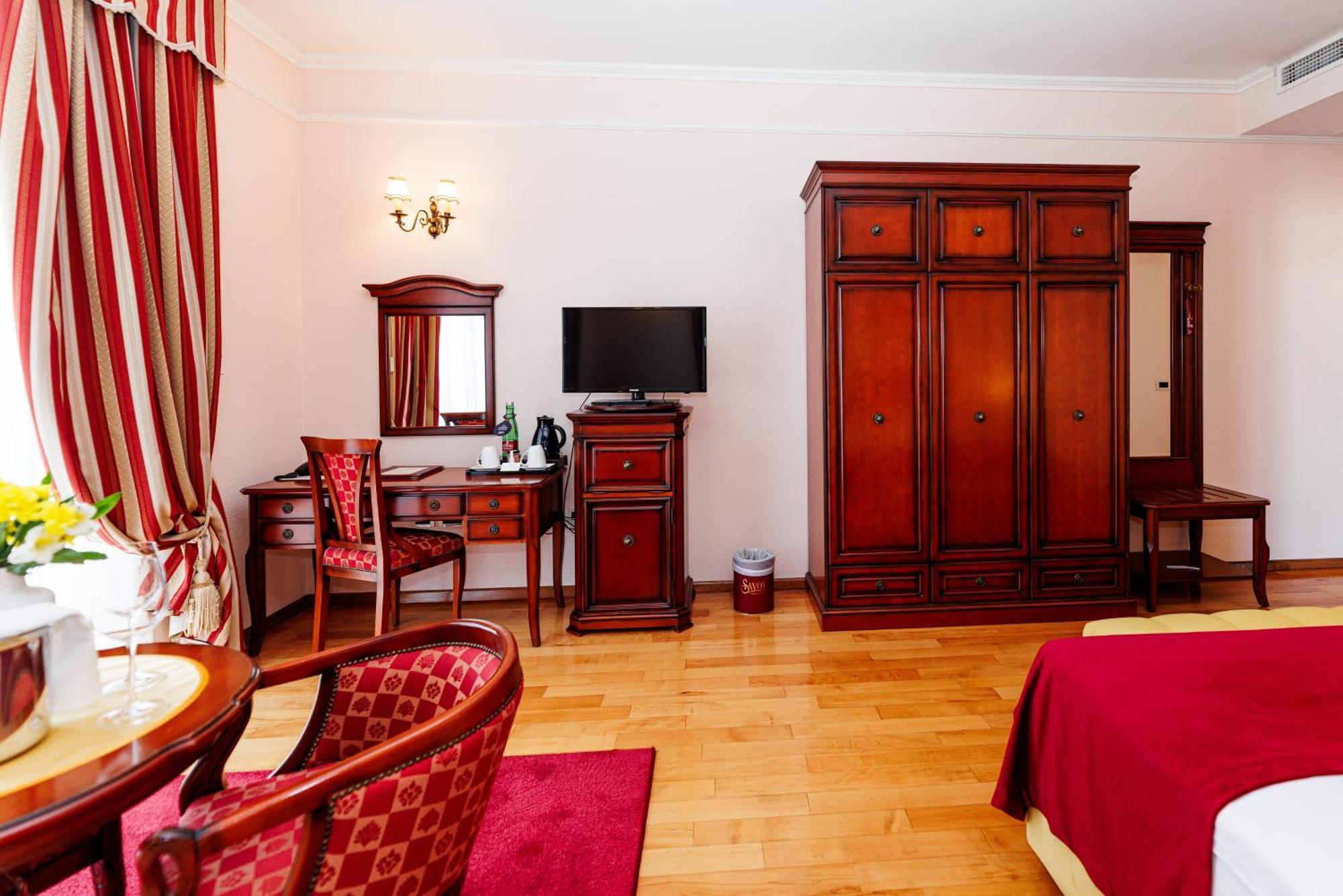 Superior Double Room Balcony Sea View
