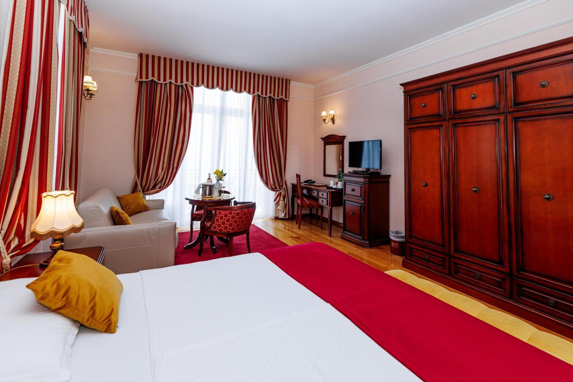 Superior Double Room Balcony Sea View