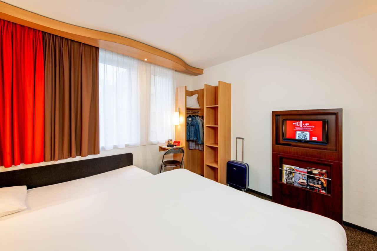 Classic Family Room with Double Bed and Sofa Bed,1690937392:JPEG