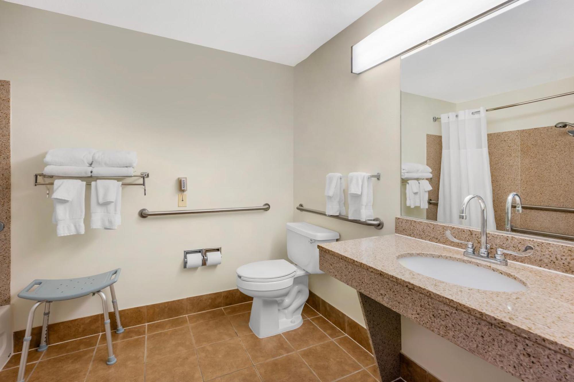 King Suite - Accessible/Non-Smoking,1689830692:JPEG
