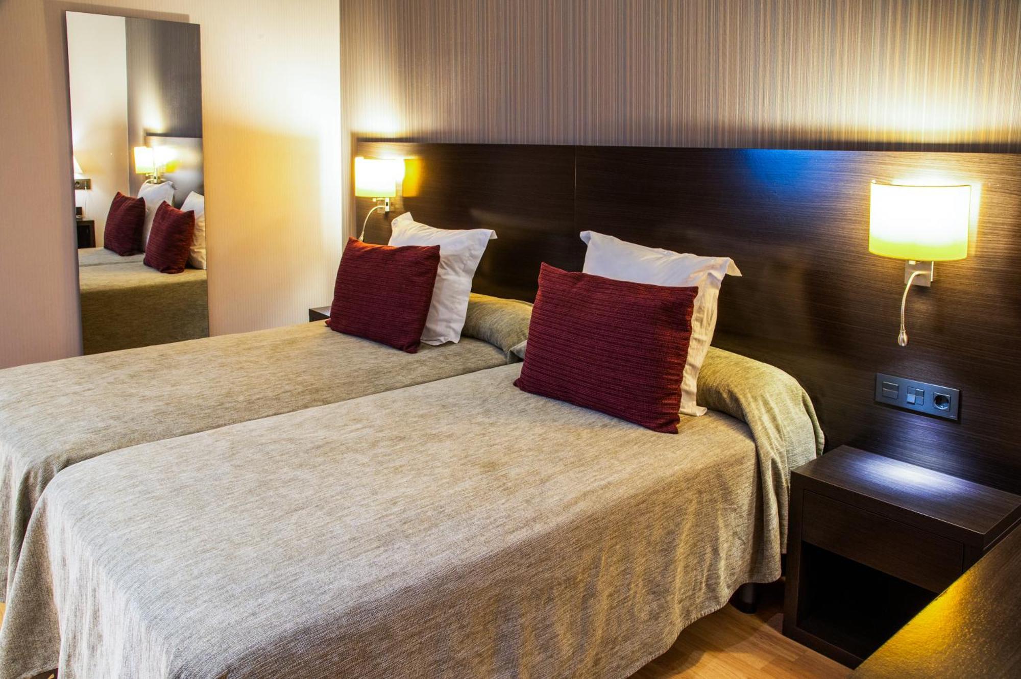Comfort Twin Room