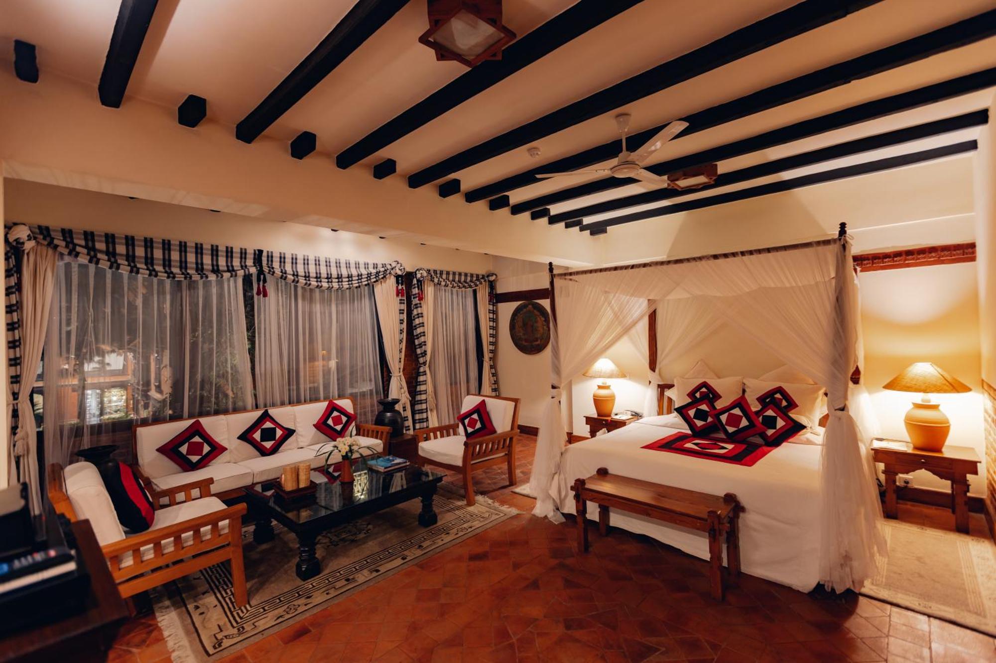 Executive Suite on F&B at Outlets Early check Check out upto 2 hours Subject to Availability