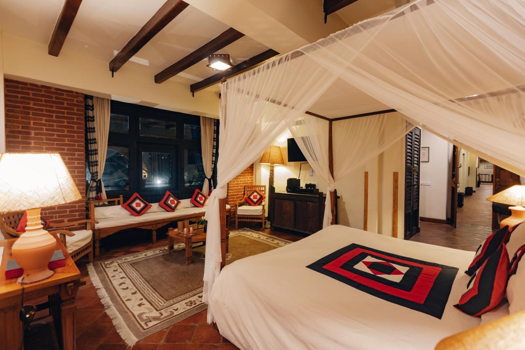 Heritage Deluxe Room on F&B at Outlets Early check Check out upto 2 hours Subject to Availability