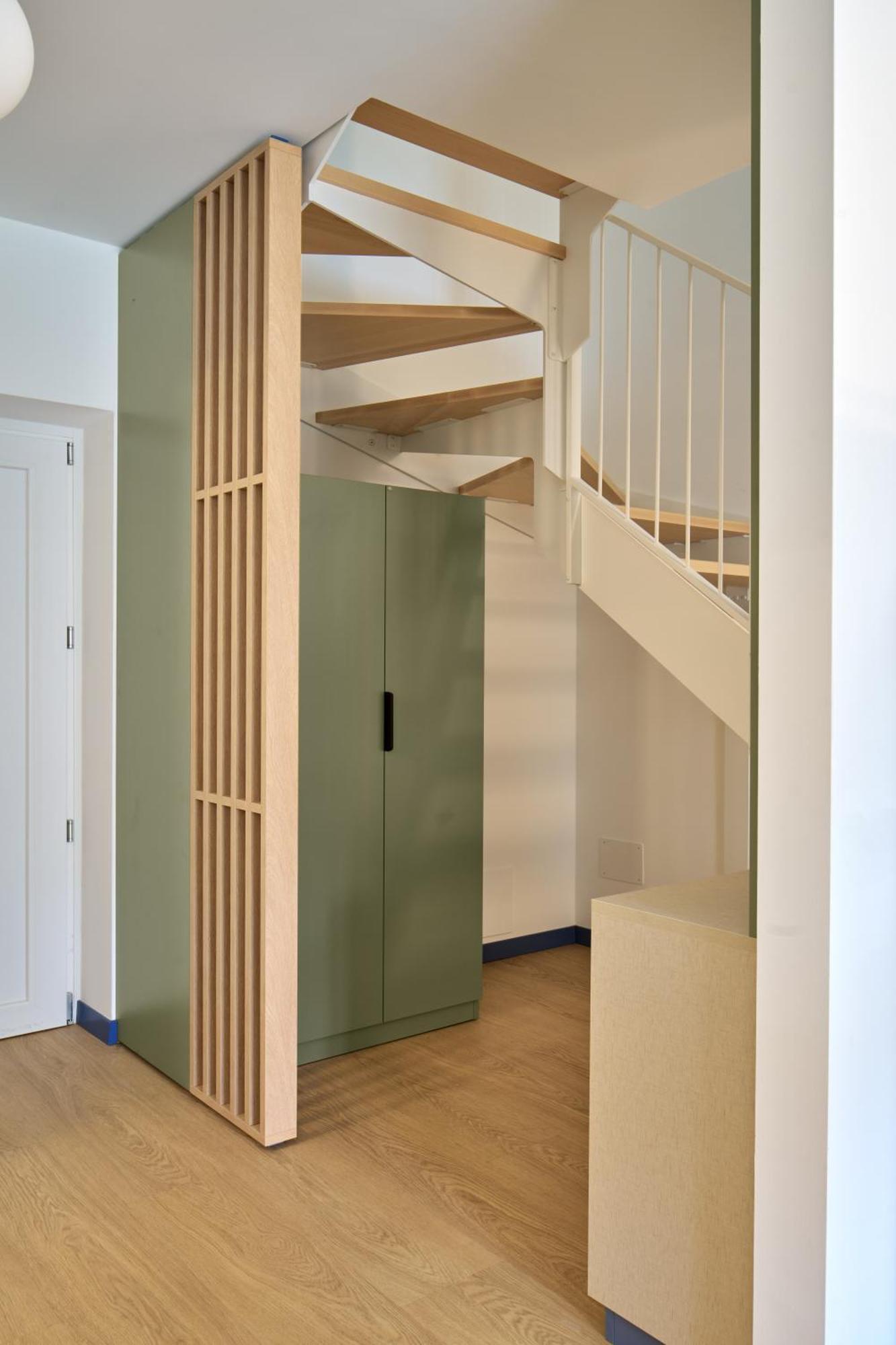 Deluxe One-Bedroom Apartment