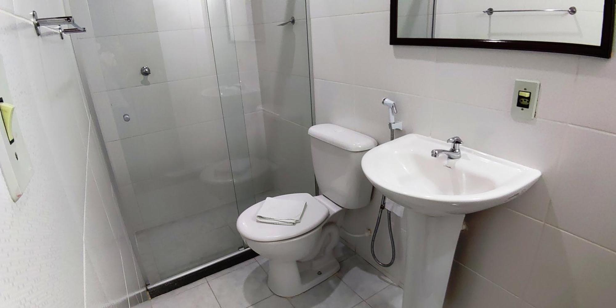 Quarto Duplo Econômico sem janela