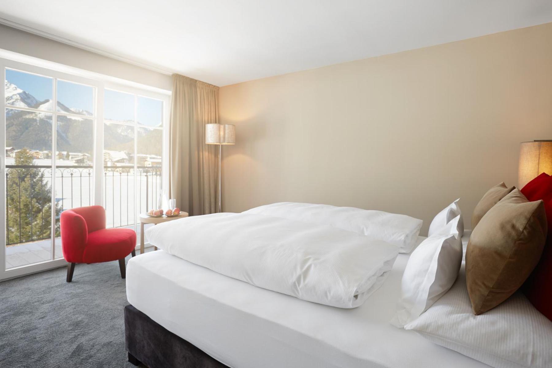Deluxe Double Room Mountain View